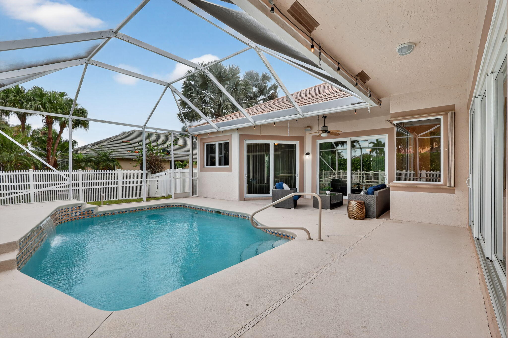 18981 SE Outrigger Jupiter, FL 33458