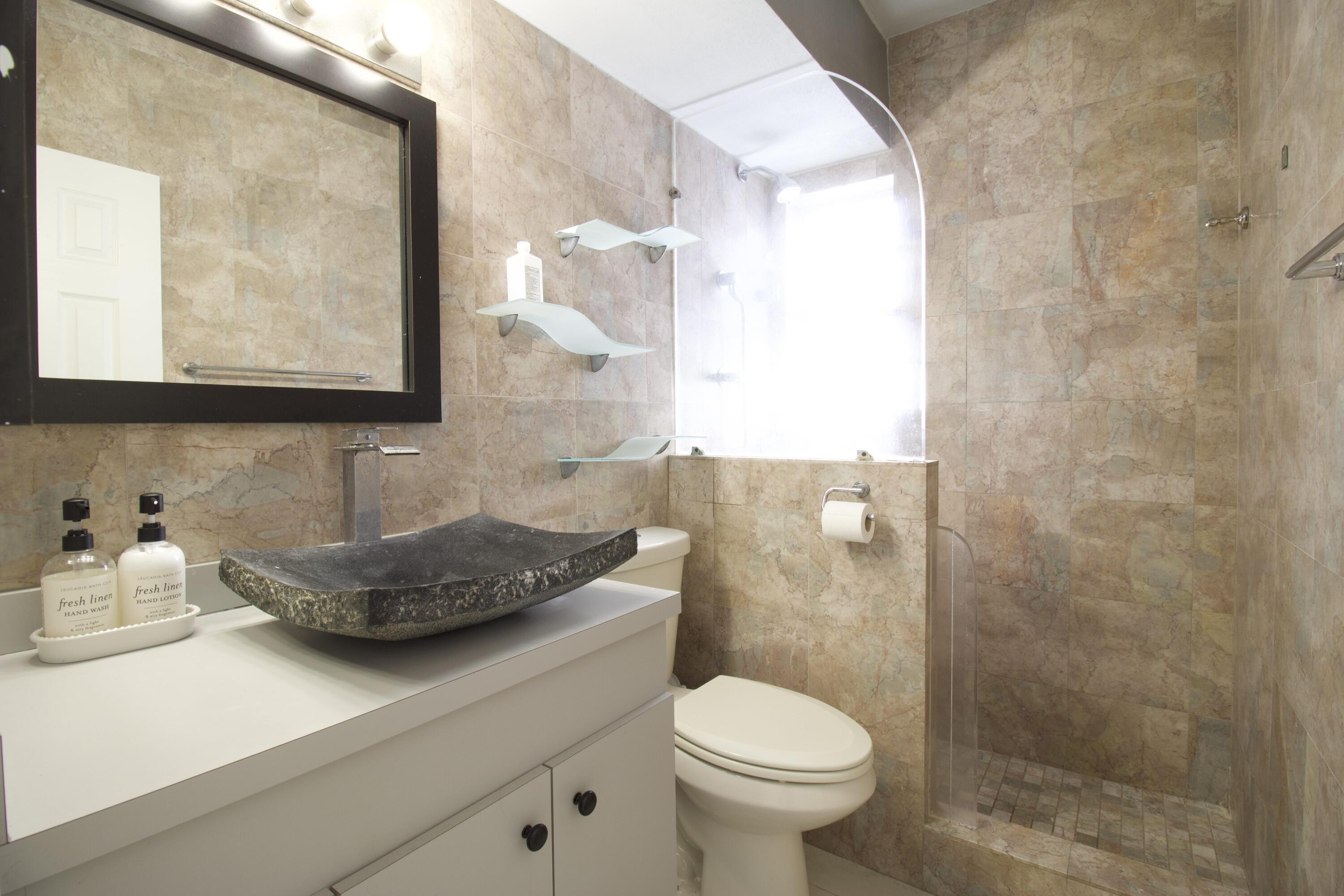 900 Euclid #8 Miami Beach, FL 33139