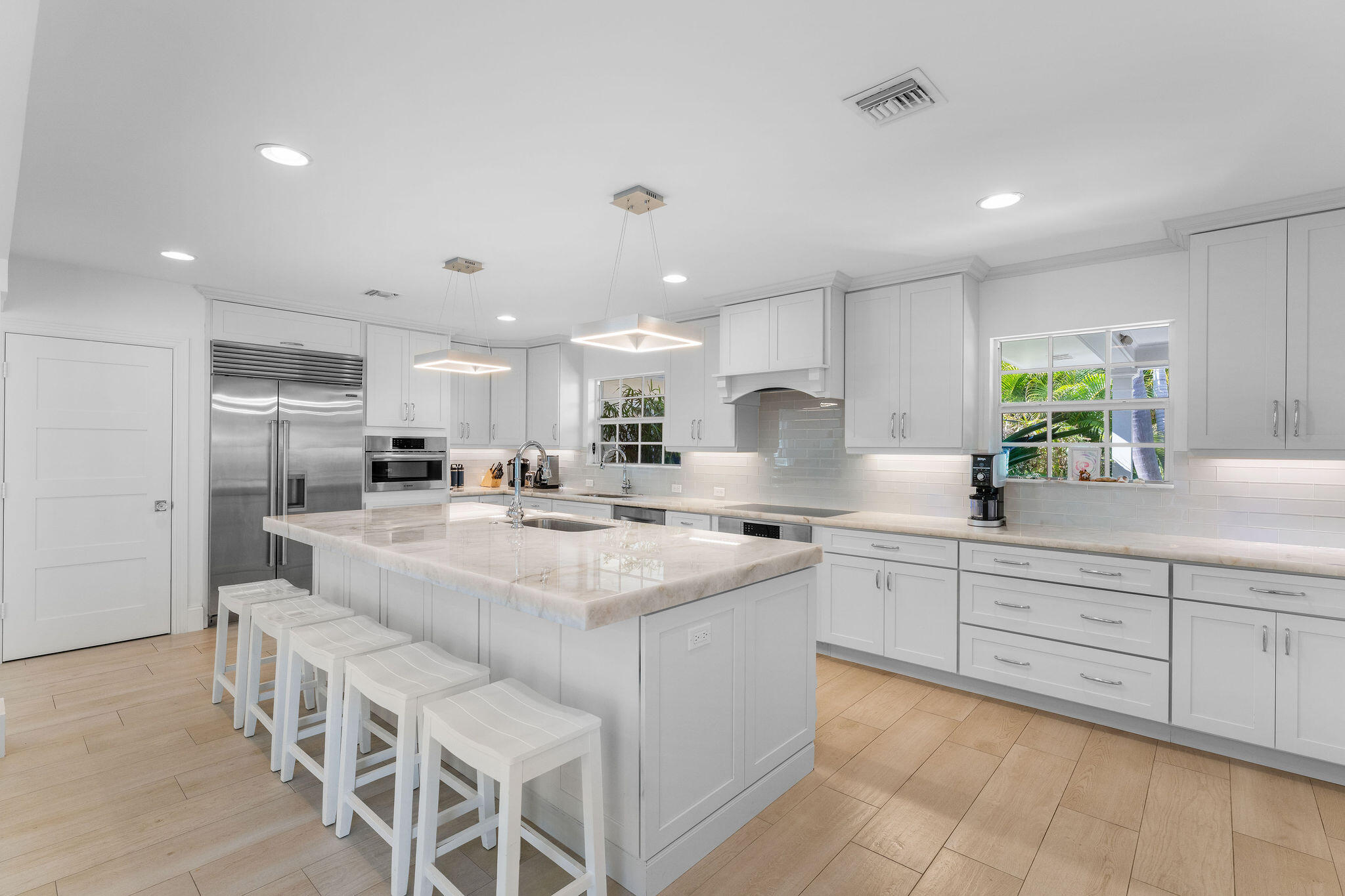 11354 Golfview North Palm Beach, FL 33408