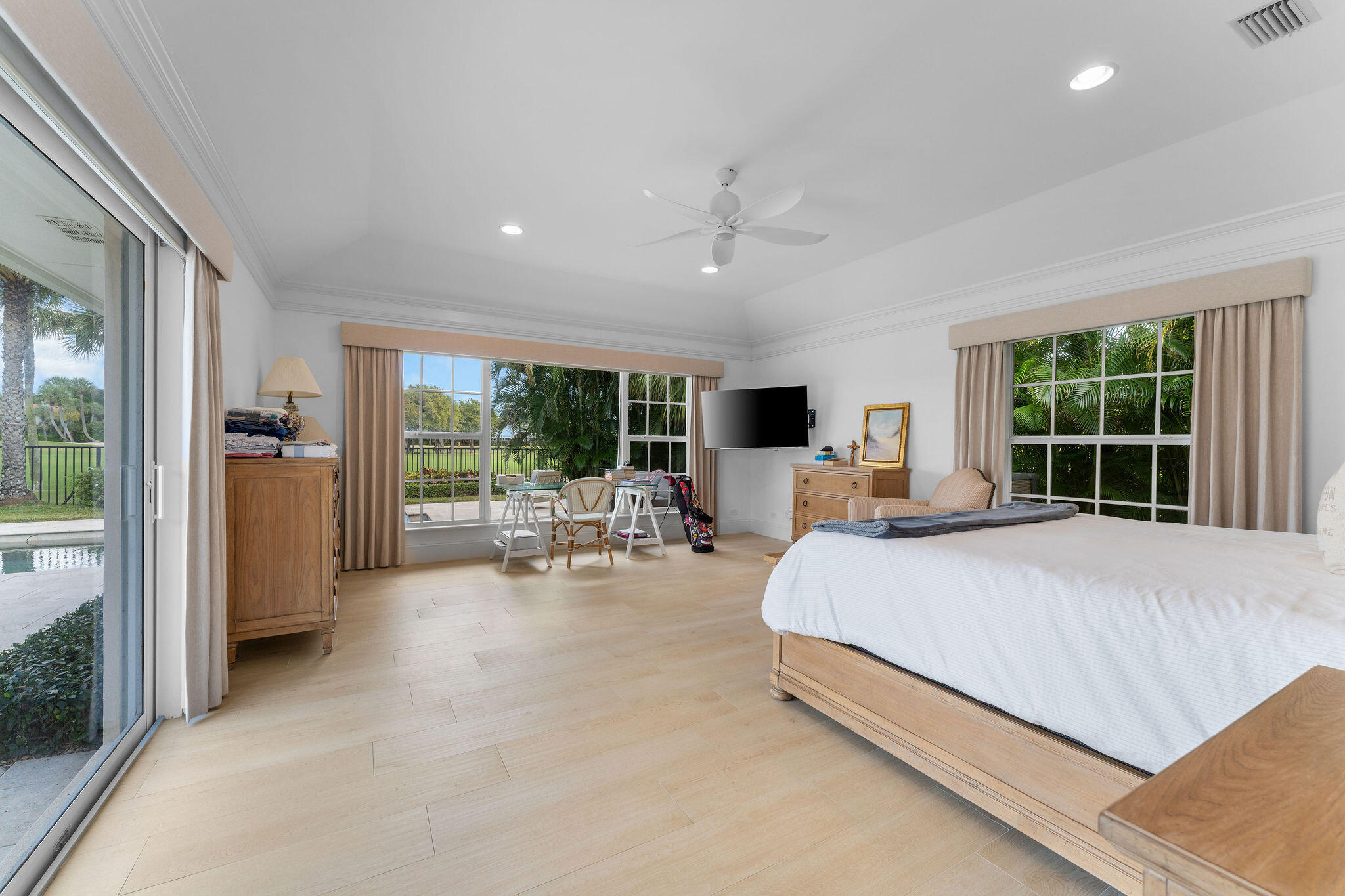 11354 Golfview North Palm Beach, FL 33408