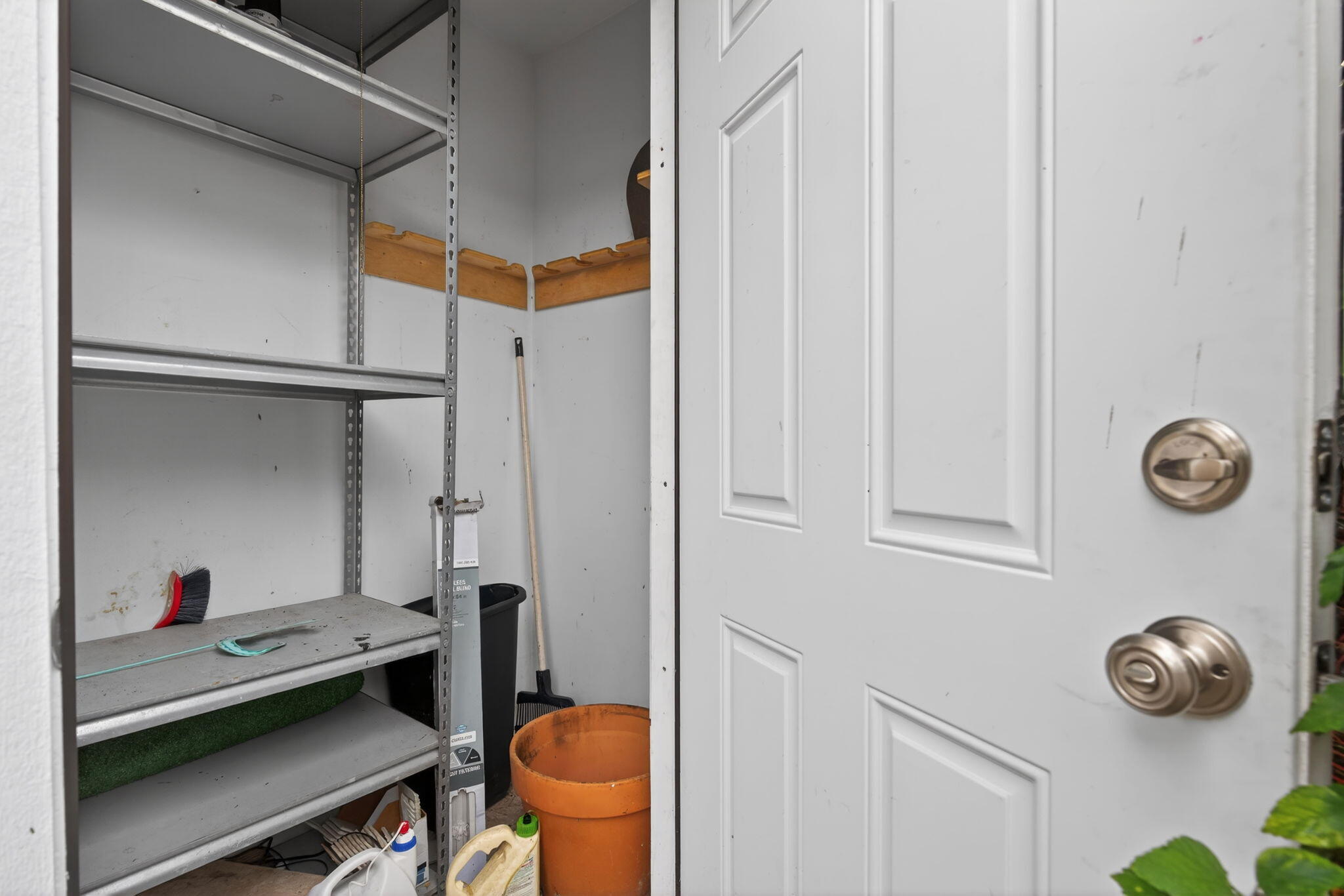 707 Stonewood #19c Jupiter, FL 33458