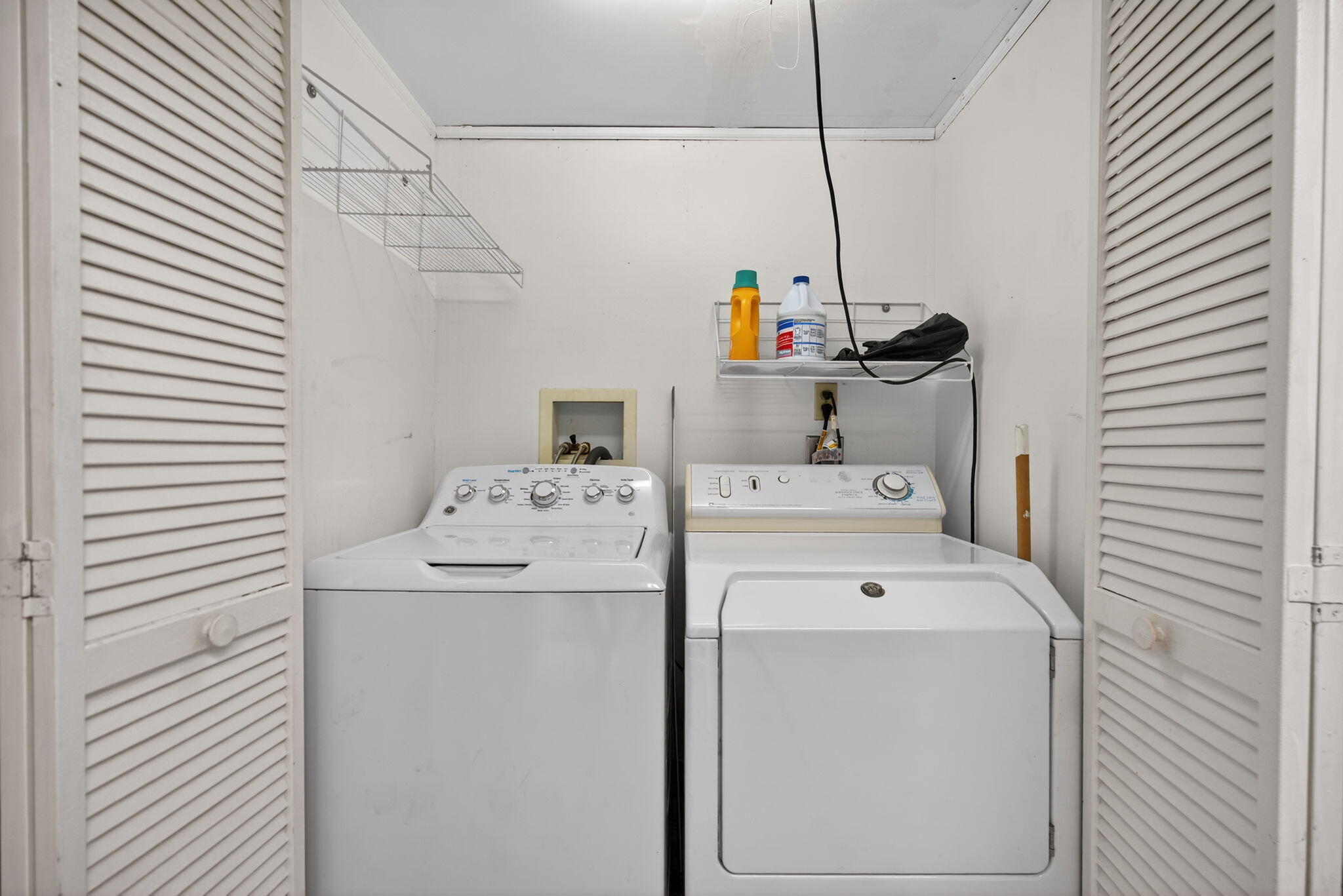 707 Stonewood #19c Jupiter, FL 33458