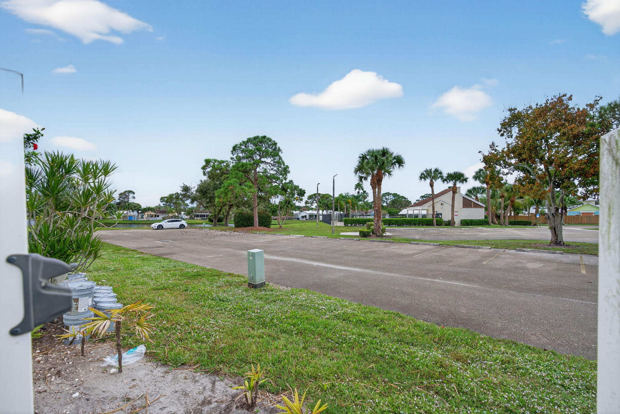 707 Stonewood #19c Jupiter, FL 33458