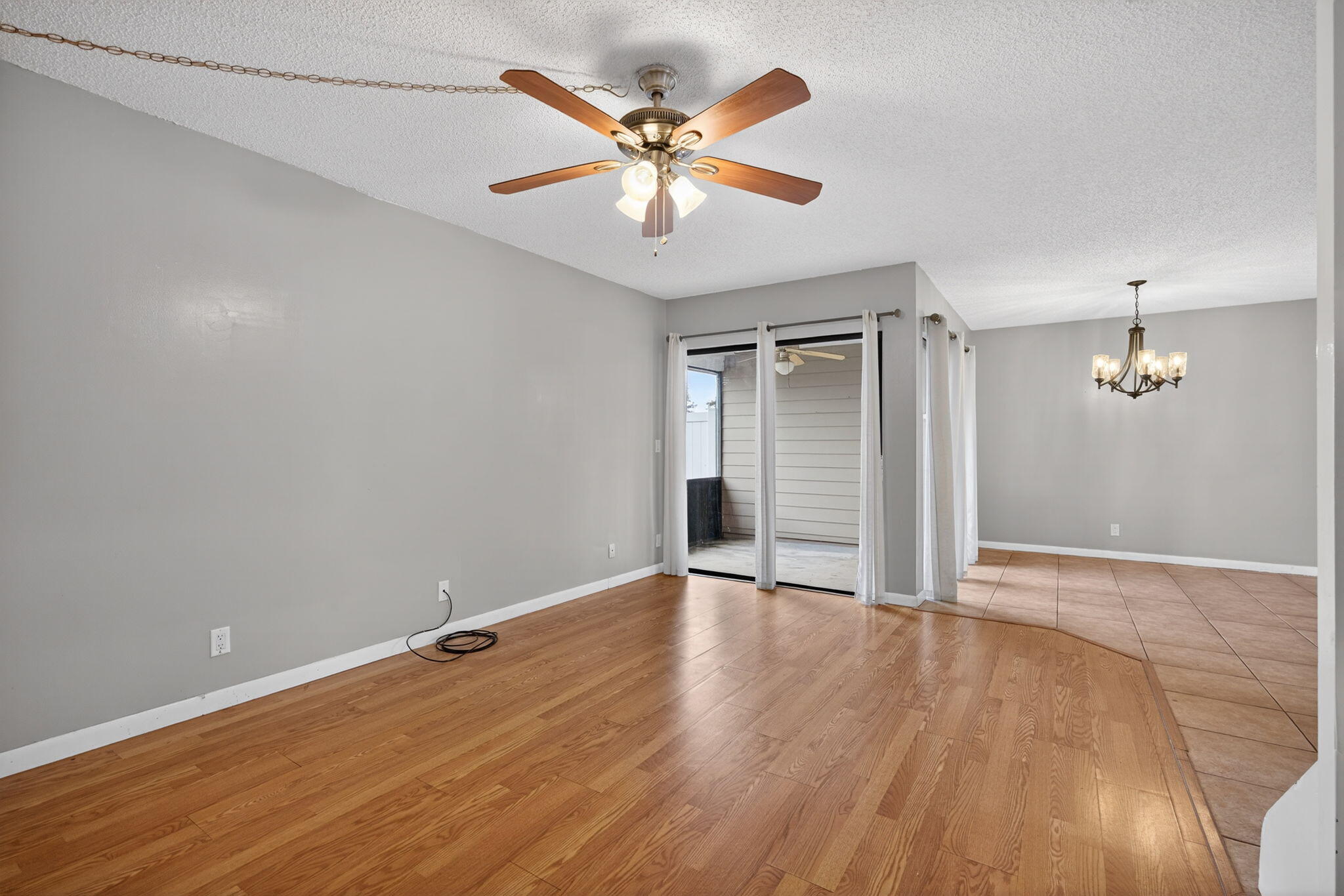 707 Stonewood #19c Jupiter, FL 33458