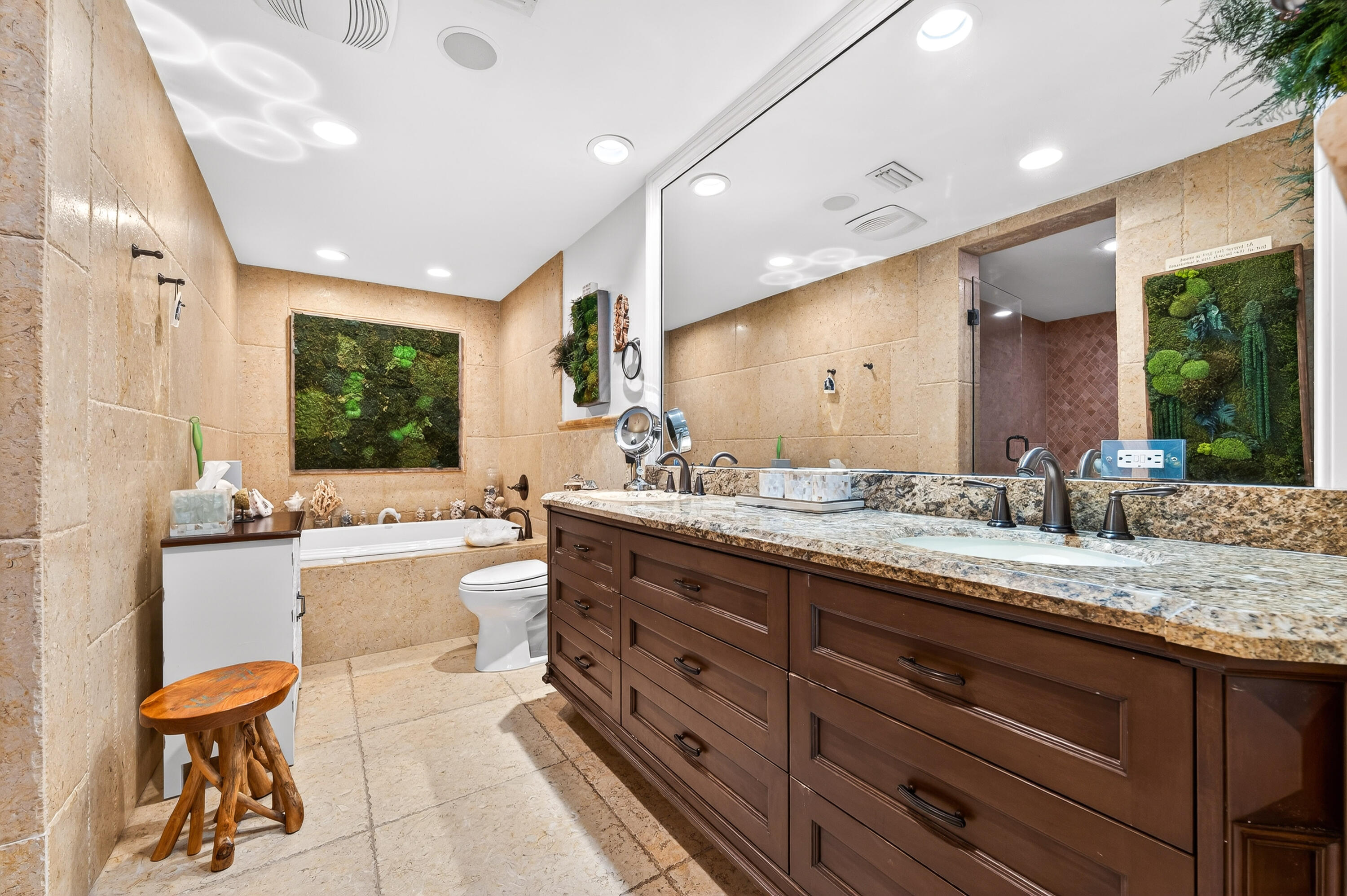 113 Ebbtide North Palm Beach, FL 33408