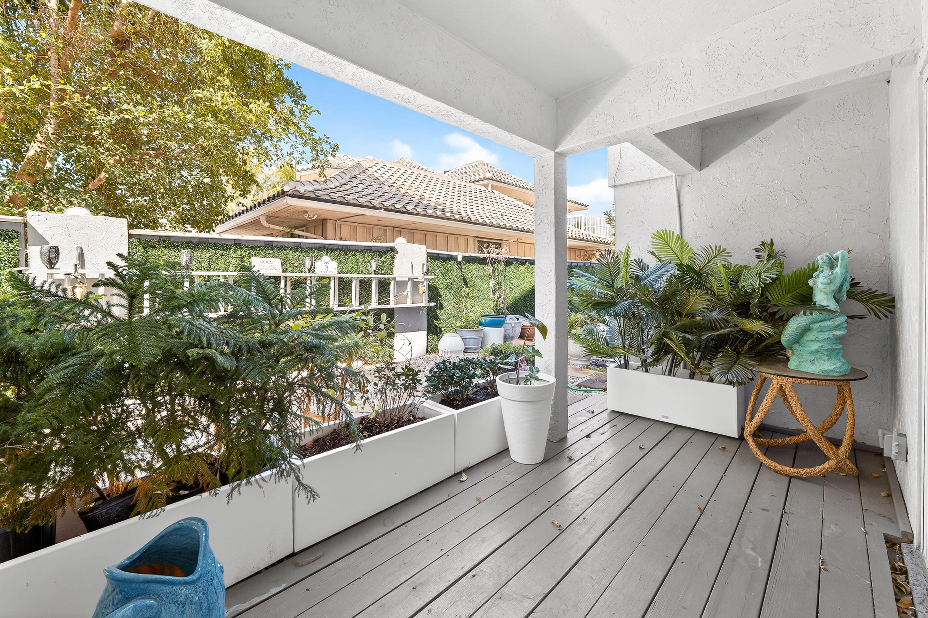 113 Ebbtide North Palm Beach, FL 33408