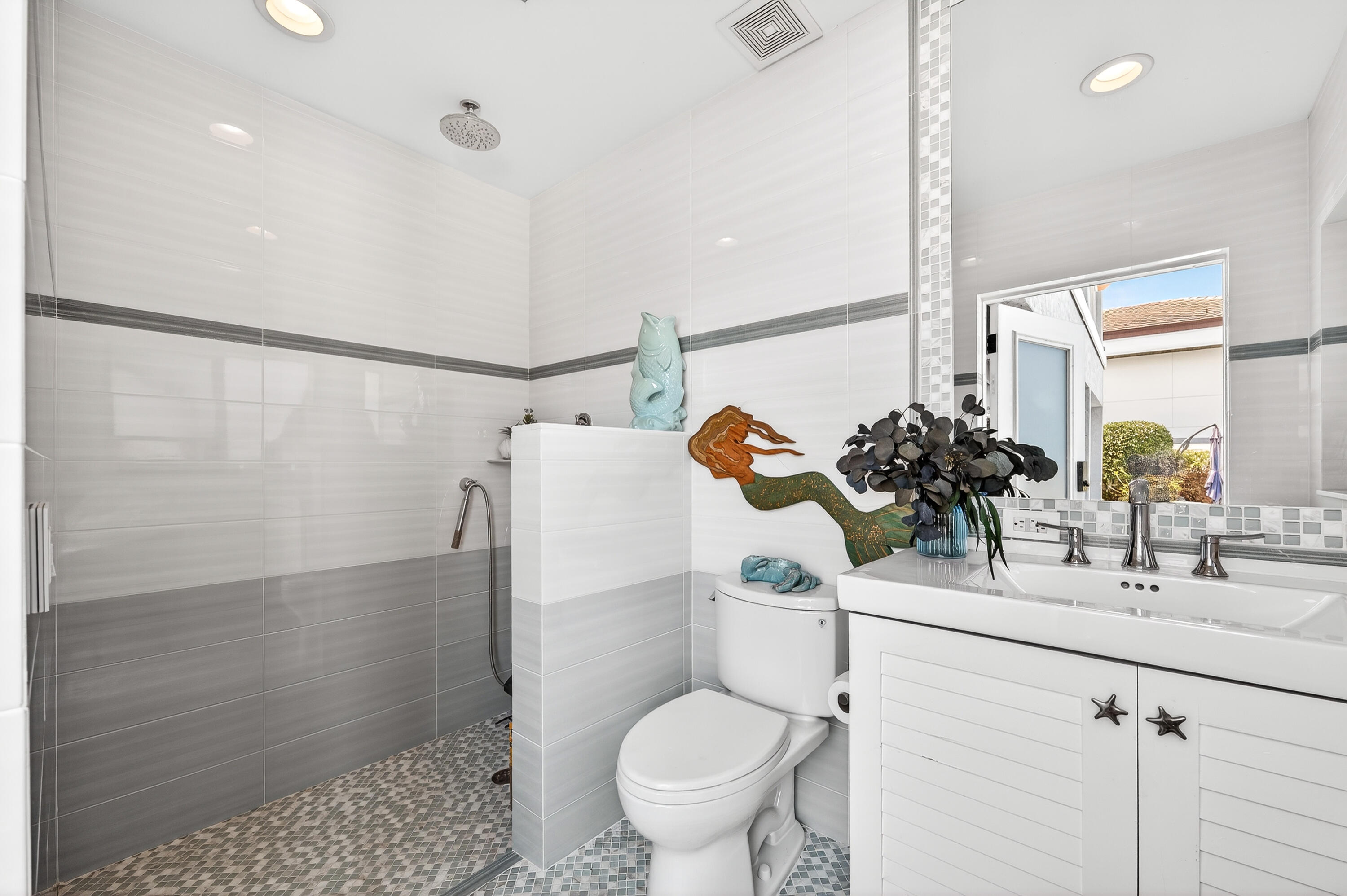 113 Ebbtide North Palm Beach, FL 33408