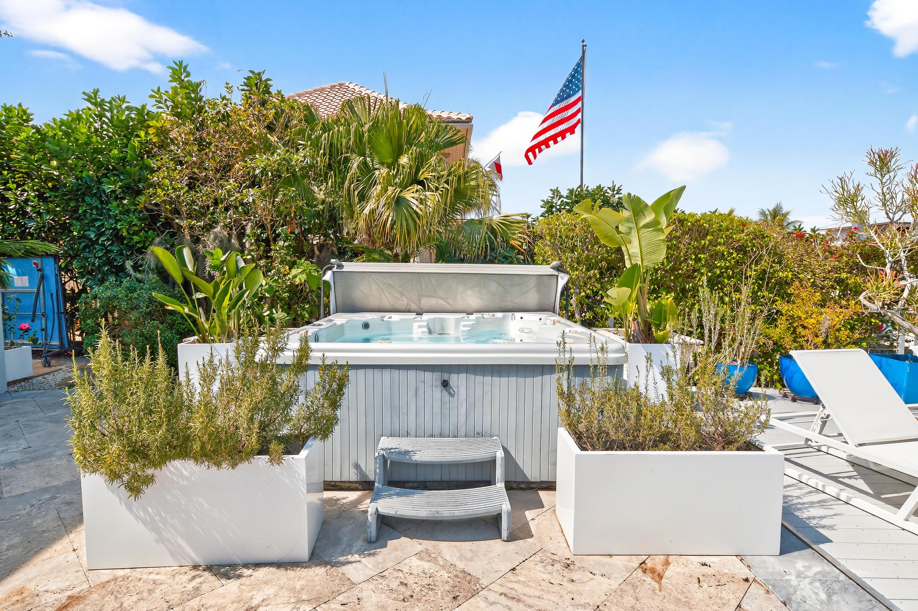 113 Ebbtide North Palm Beach, FL 33408