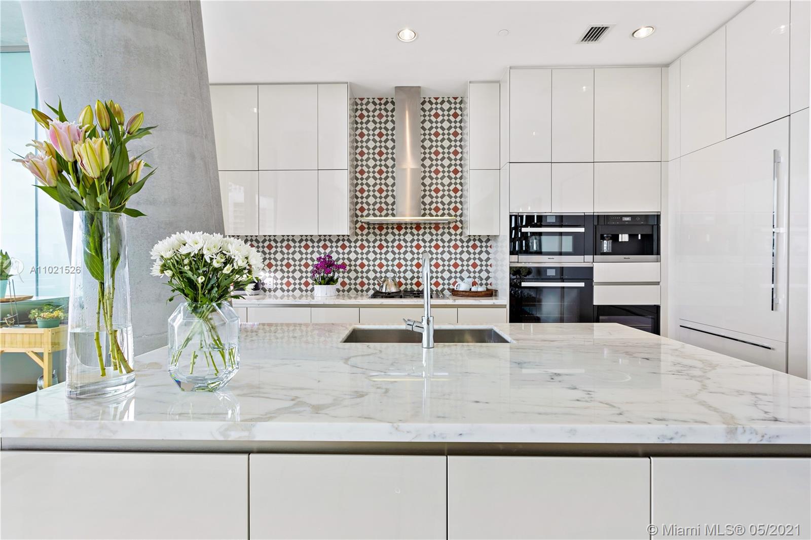 2675 S Bayshore Dr #1103S Miami, FL 33133