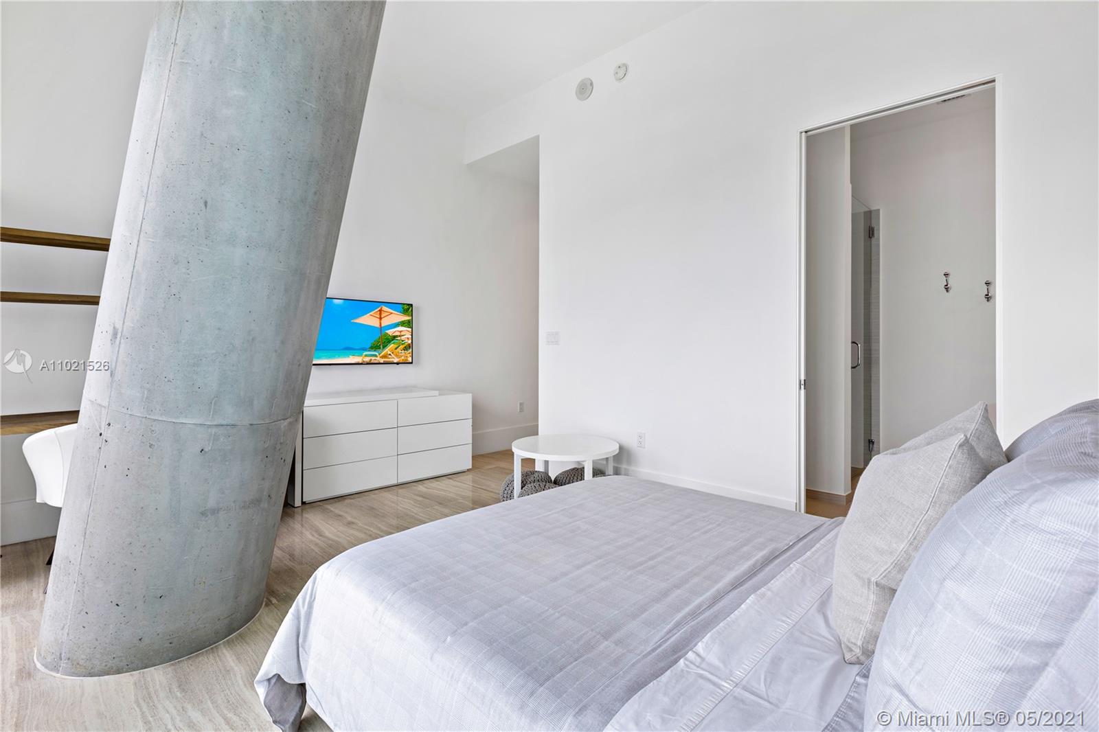 2675 S Bayshore Dr #1103S Miami, FL 33133