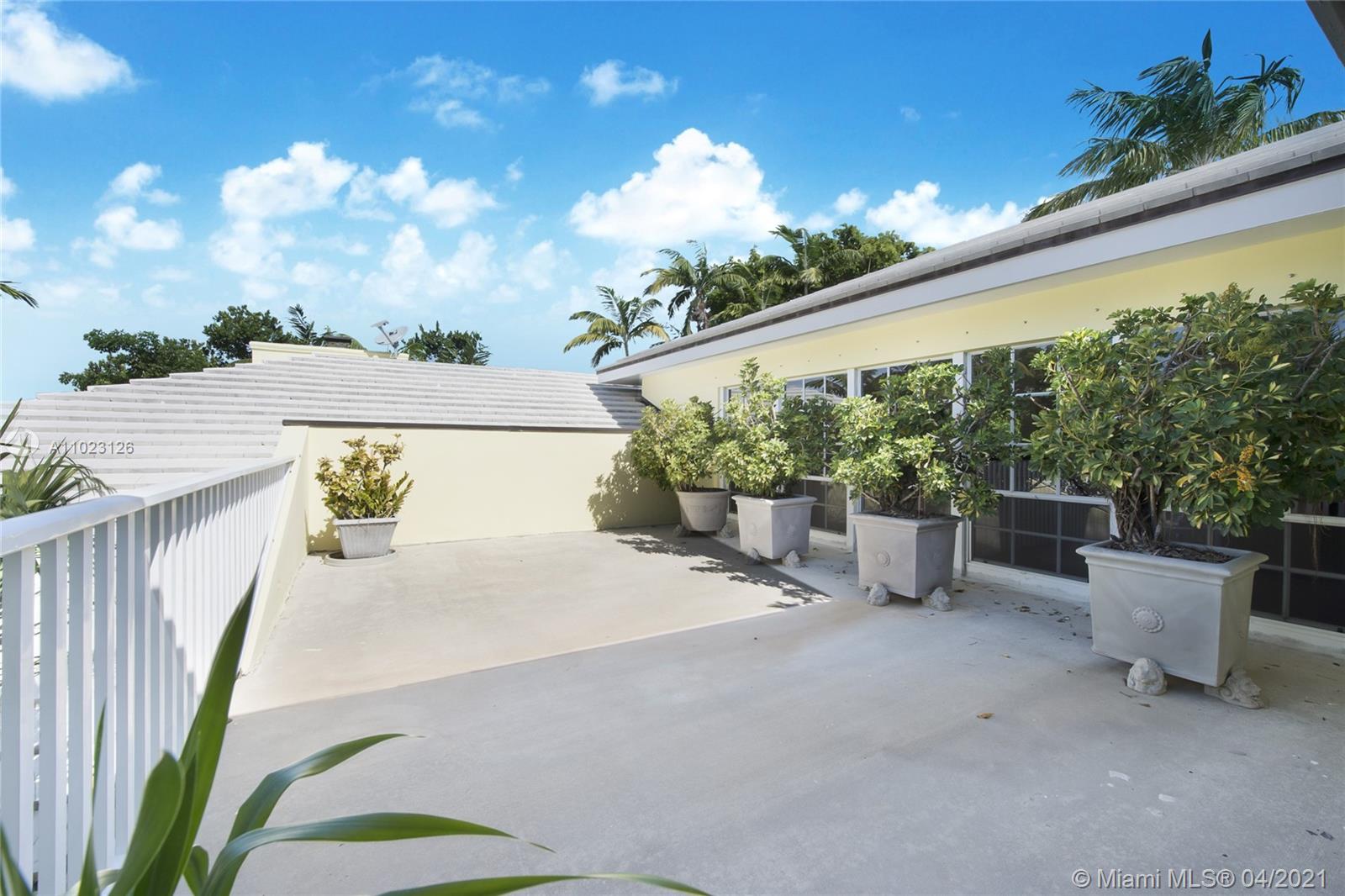 11098 Marin St Coral Gables, FL 33156