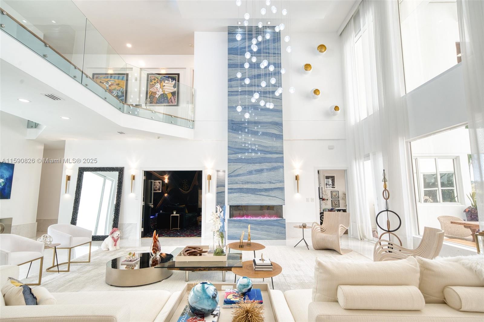 934 S Southlake Dr Hollywood, FL 33019