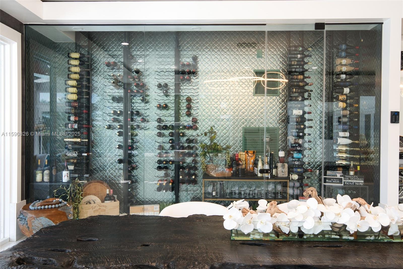 934 S Southlake Dr Hollywood, FL 33019