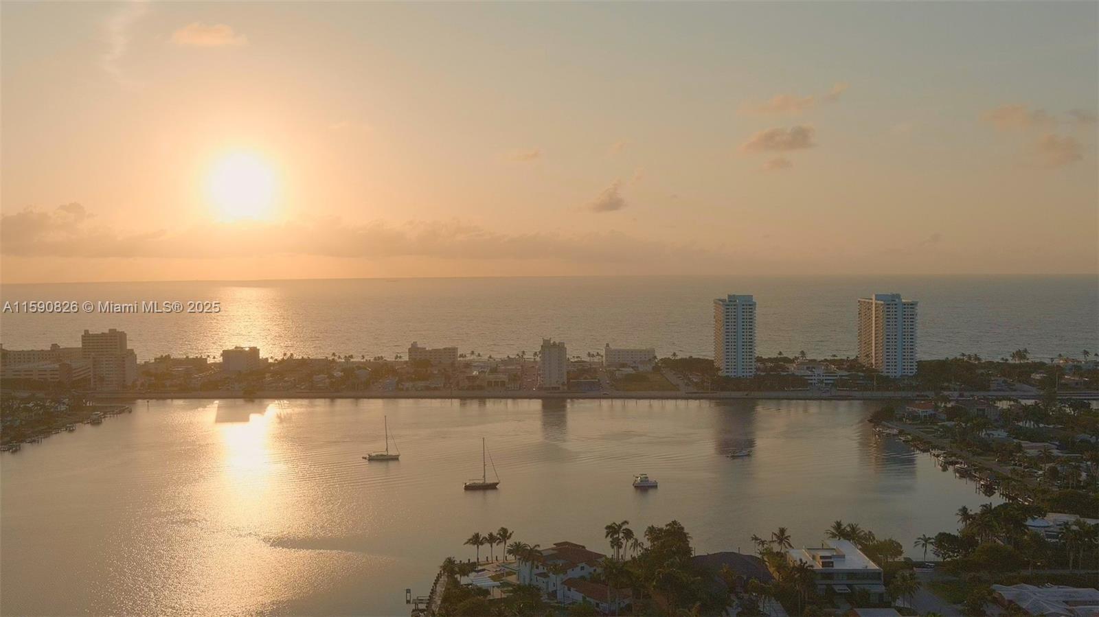 934 S Southlake Dr Hollywood, FL 33019