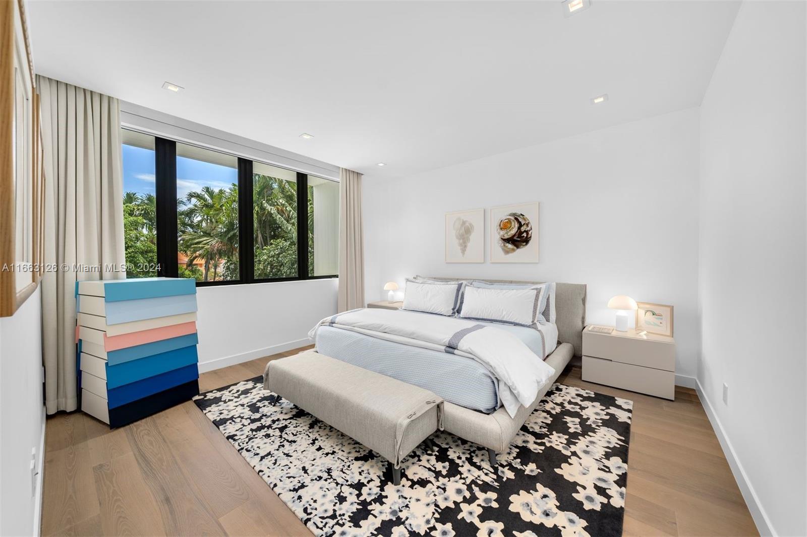 5327 N Bay Rd Miami Beach, FL 33140