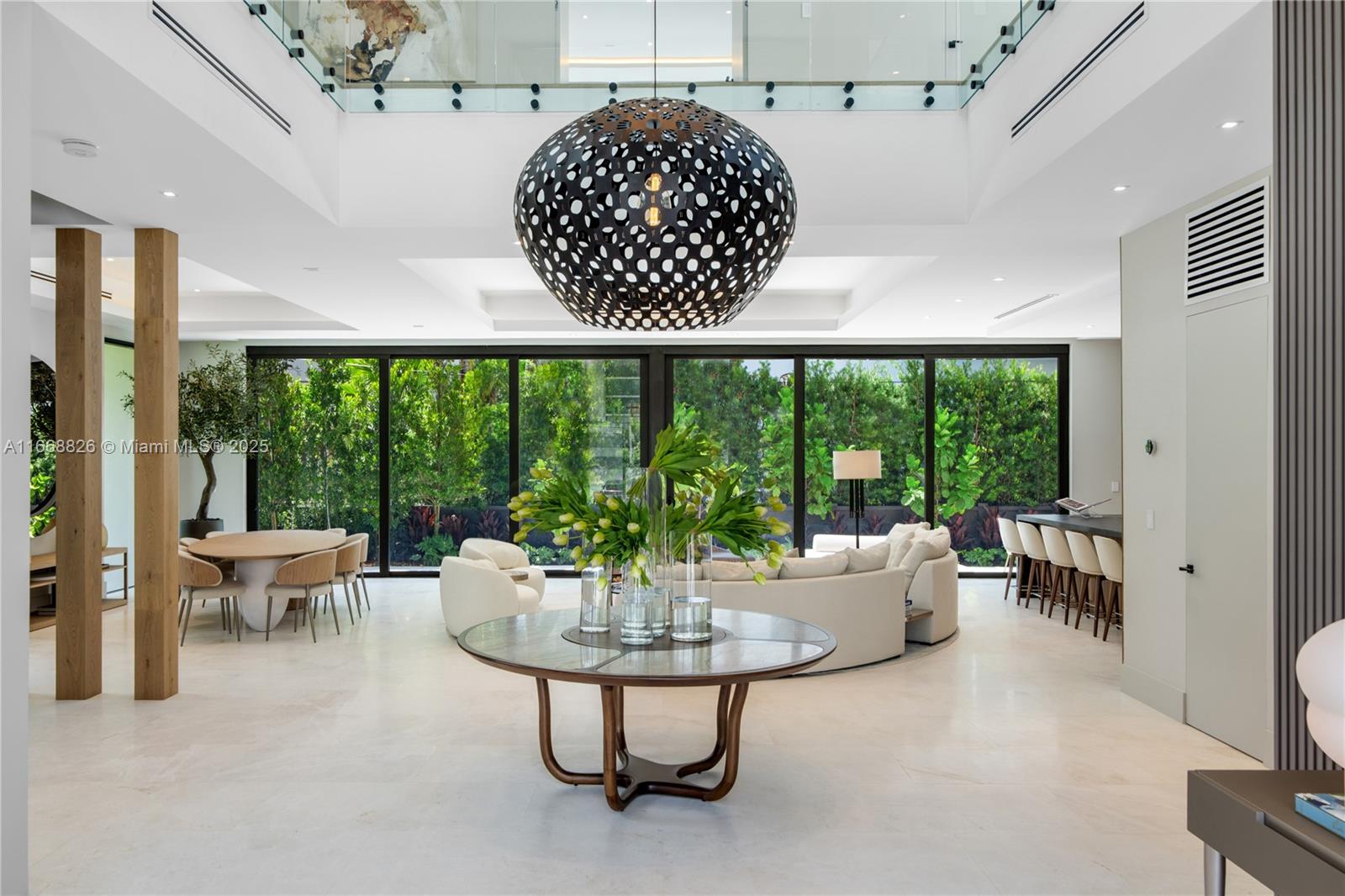 262 189th Ter Sunny Isles Beach, FL 33160