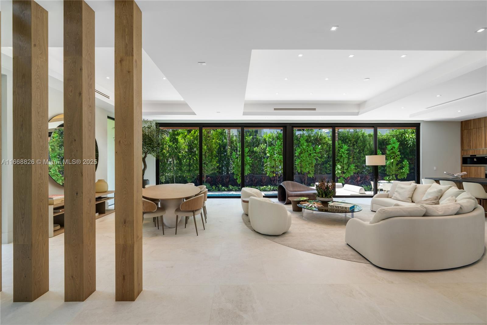 262 189th Ter Sunny Isles Beach, FL 33160