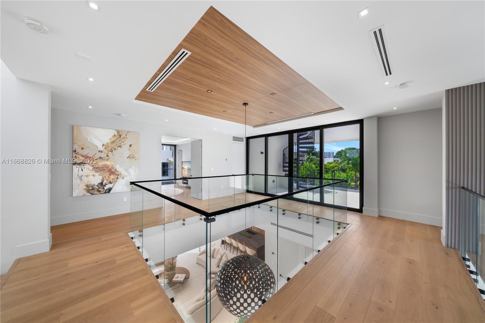 262 189th Ter Sunny Isles Beach, FL 33160