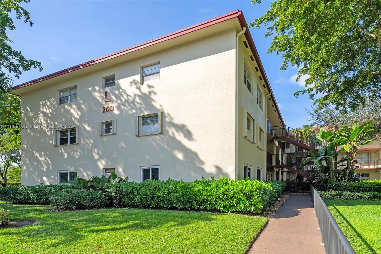 200 SW 132nd Way #211L