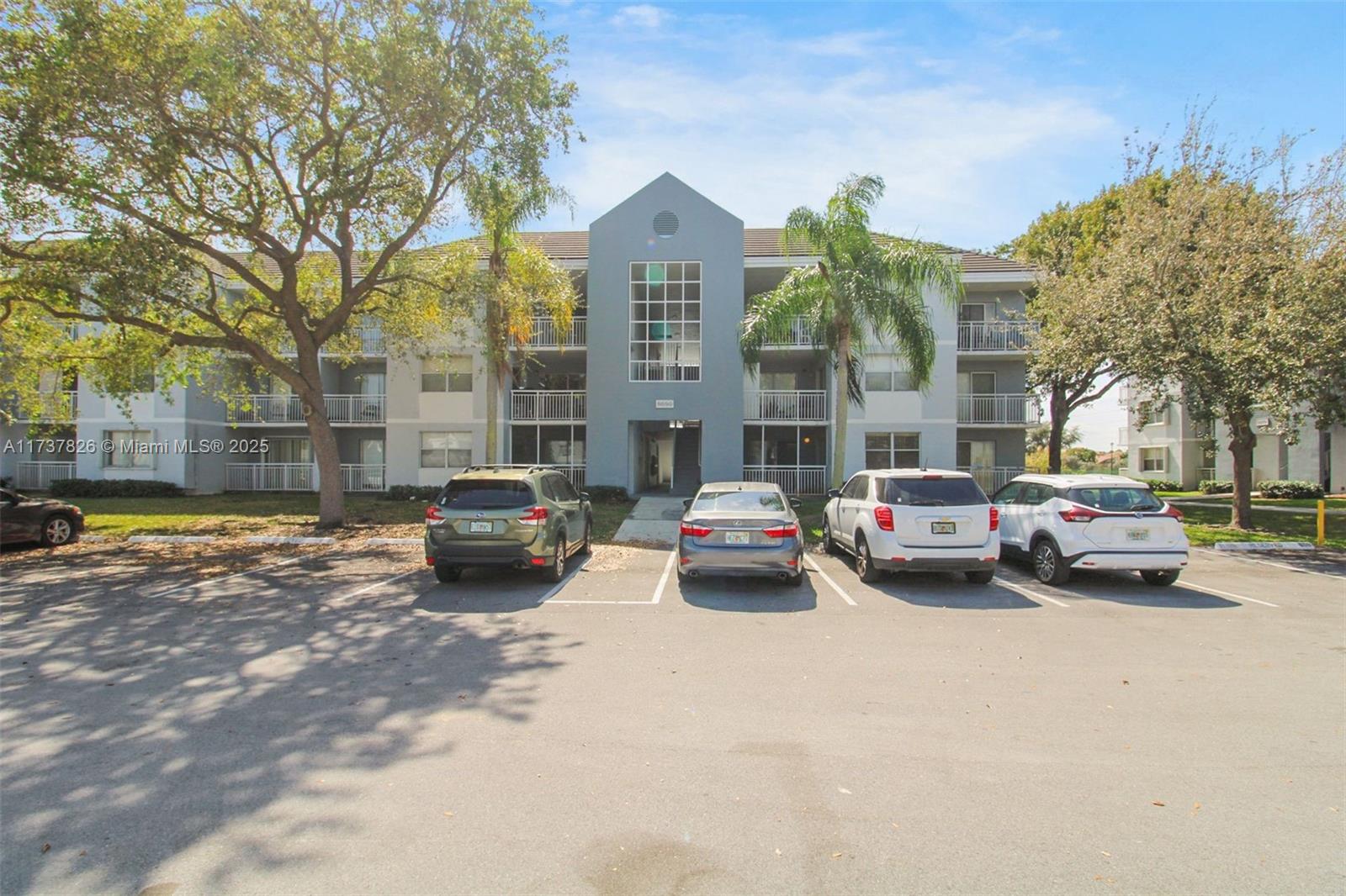 image Le Club At Old Cutler8