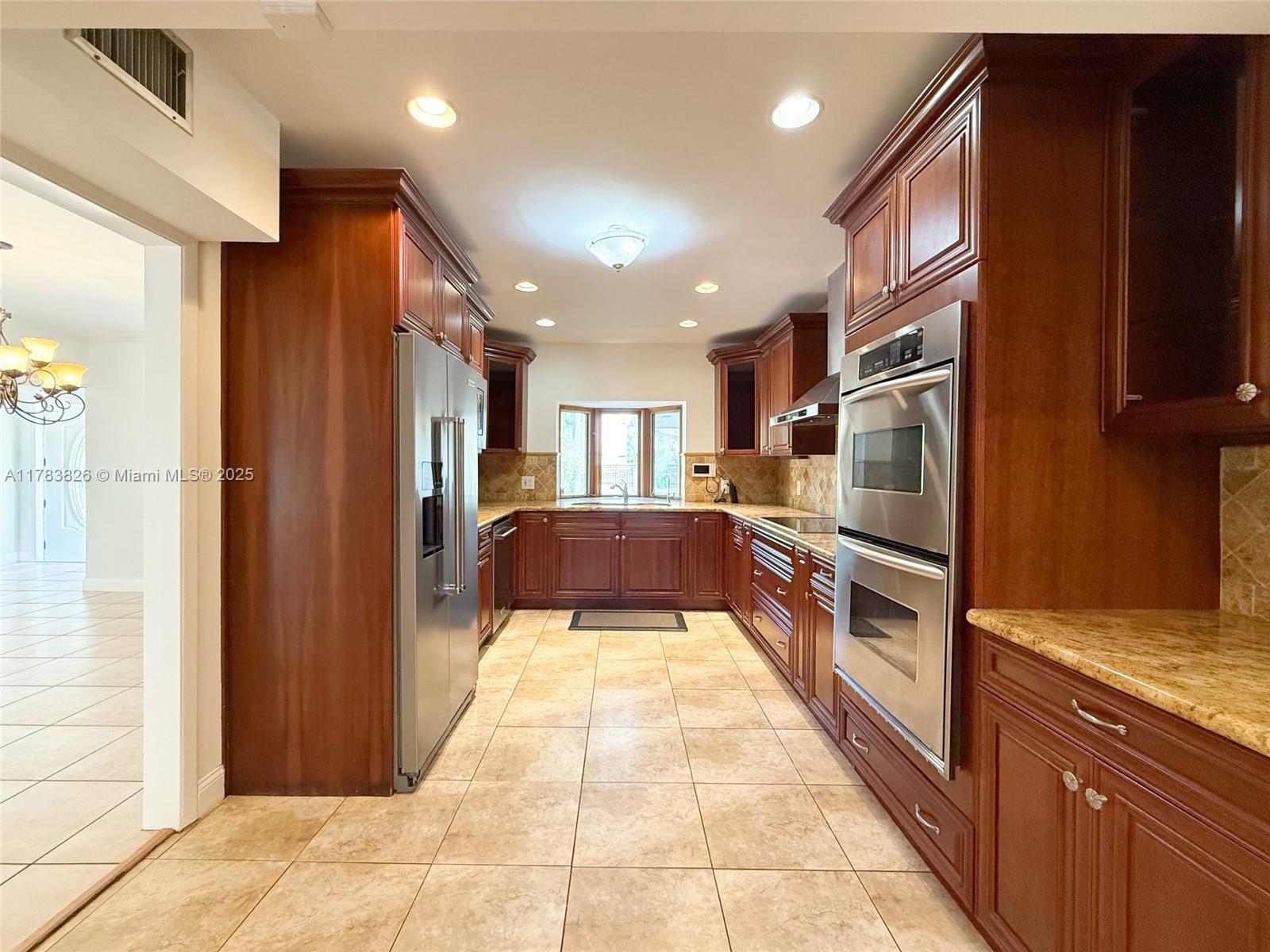 6282 SW 133rd St #. Pinecrest, FL 33156