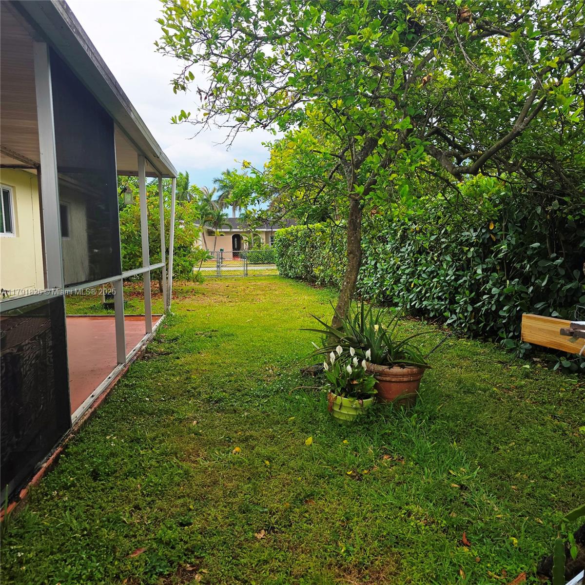 12900 SW 81st St Kendall, FL 33183