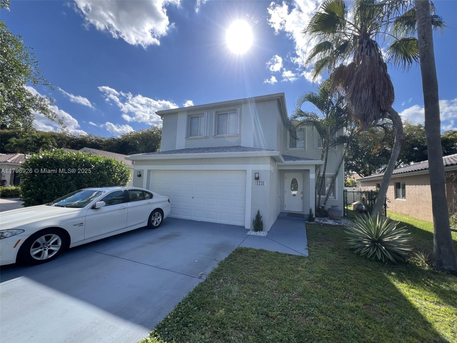 1241 SW 46th Way