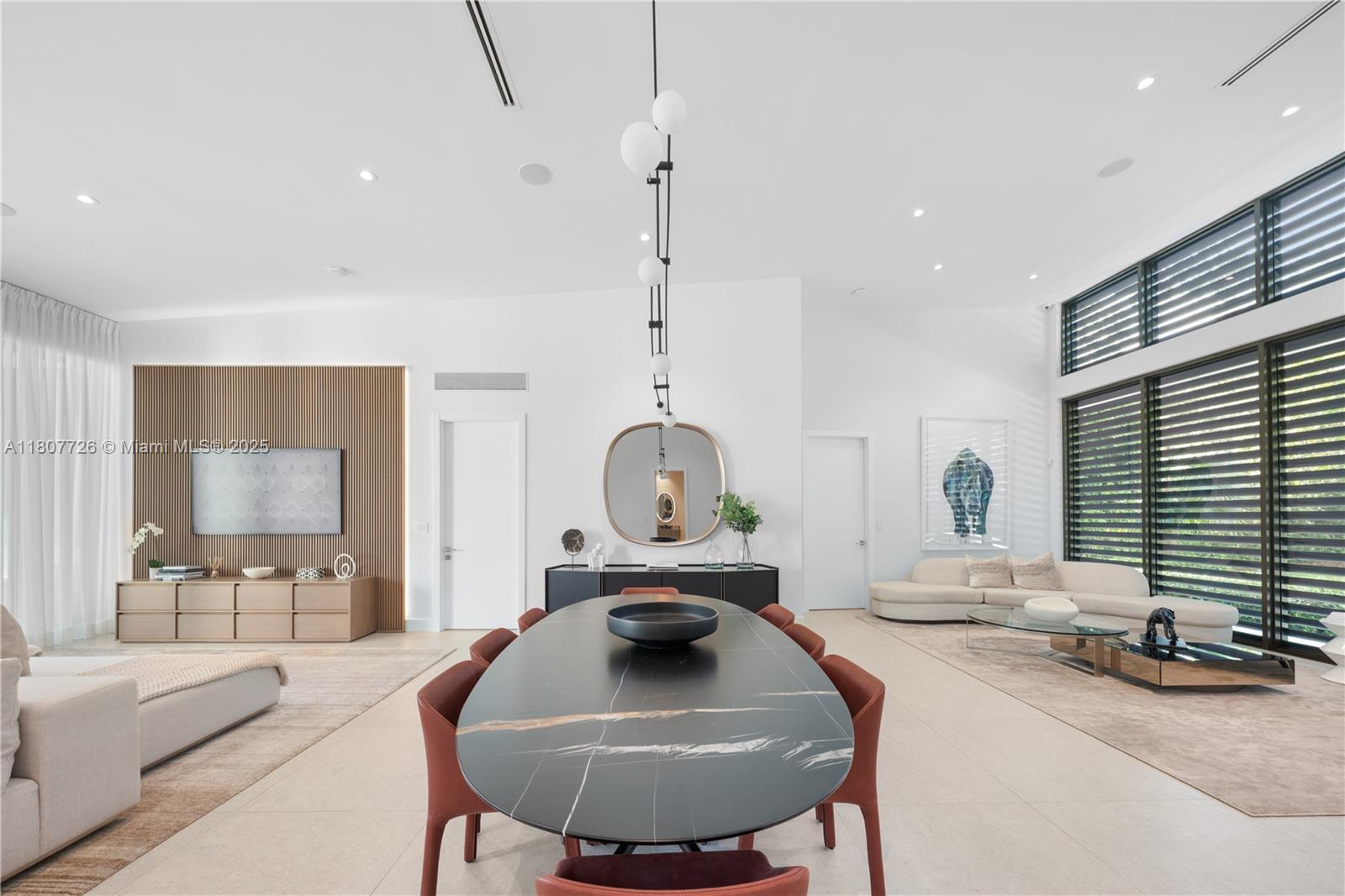 9450 SW 98th St Miami, FL 33176