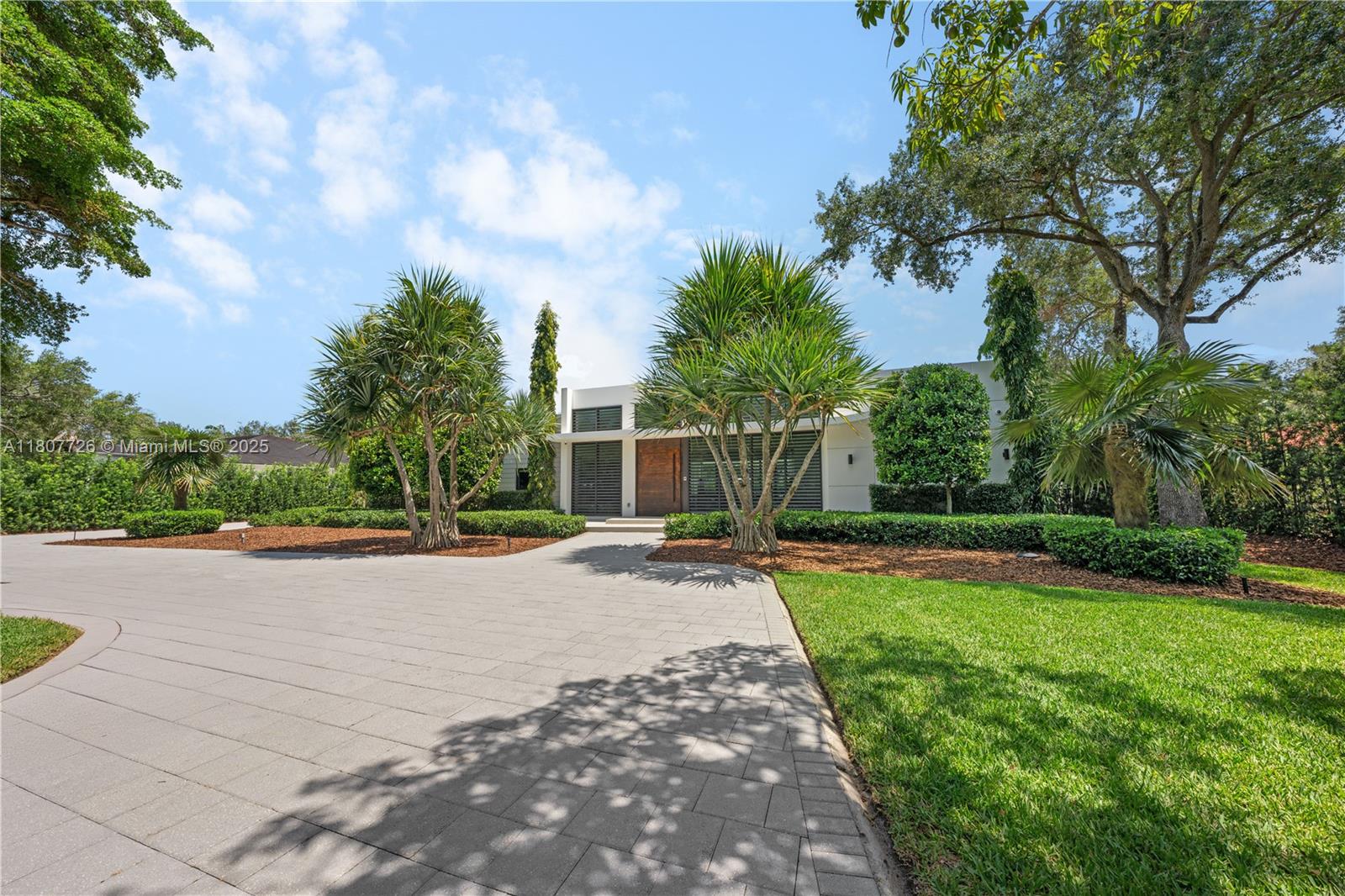 9450 SW 98th St Miami, FL 33176