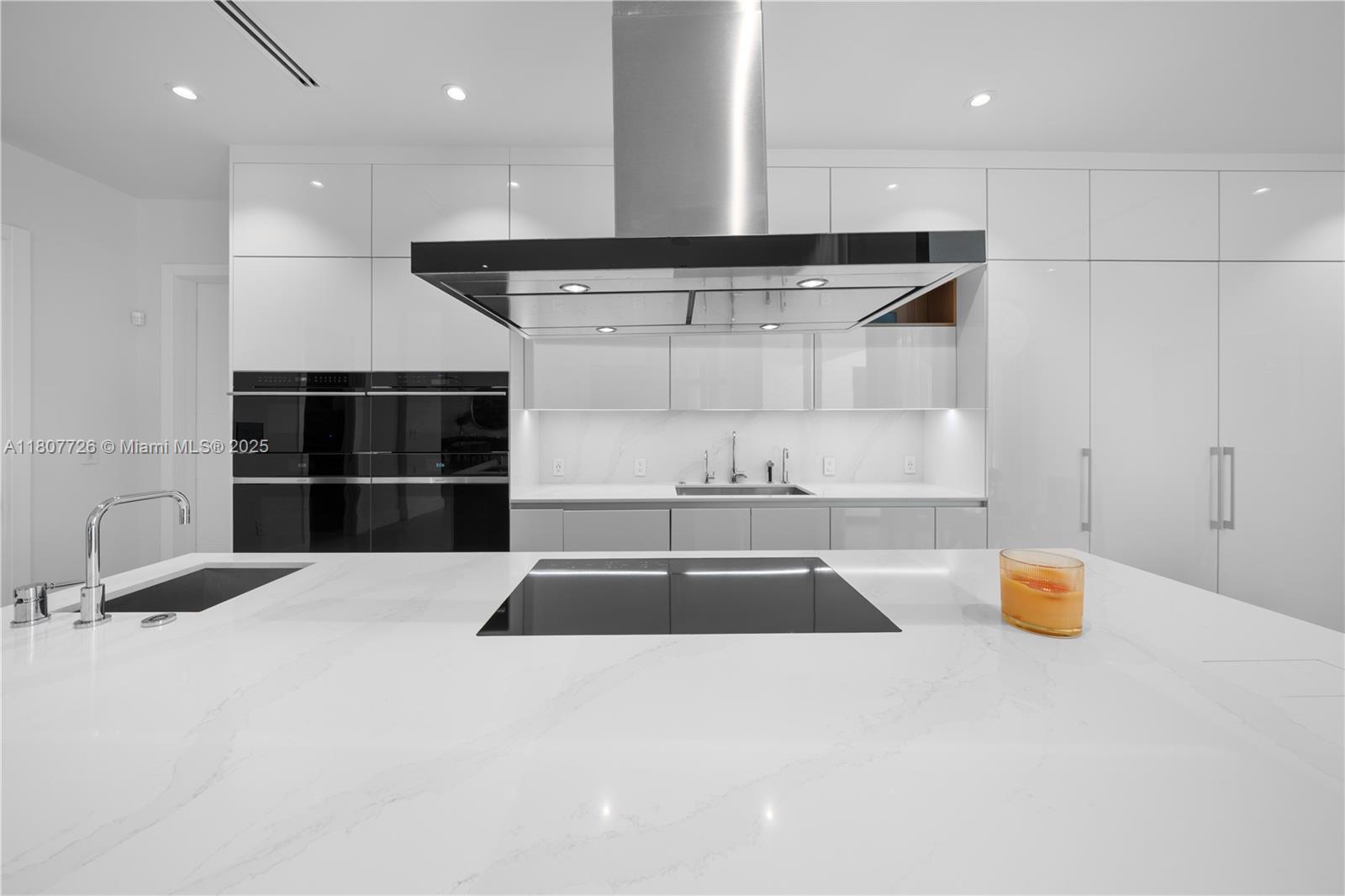 9450 SW 98th St Miami, FL 33176