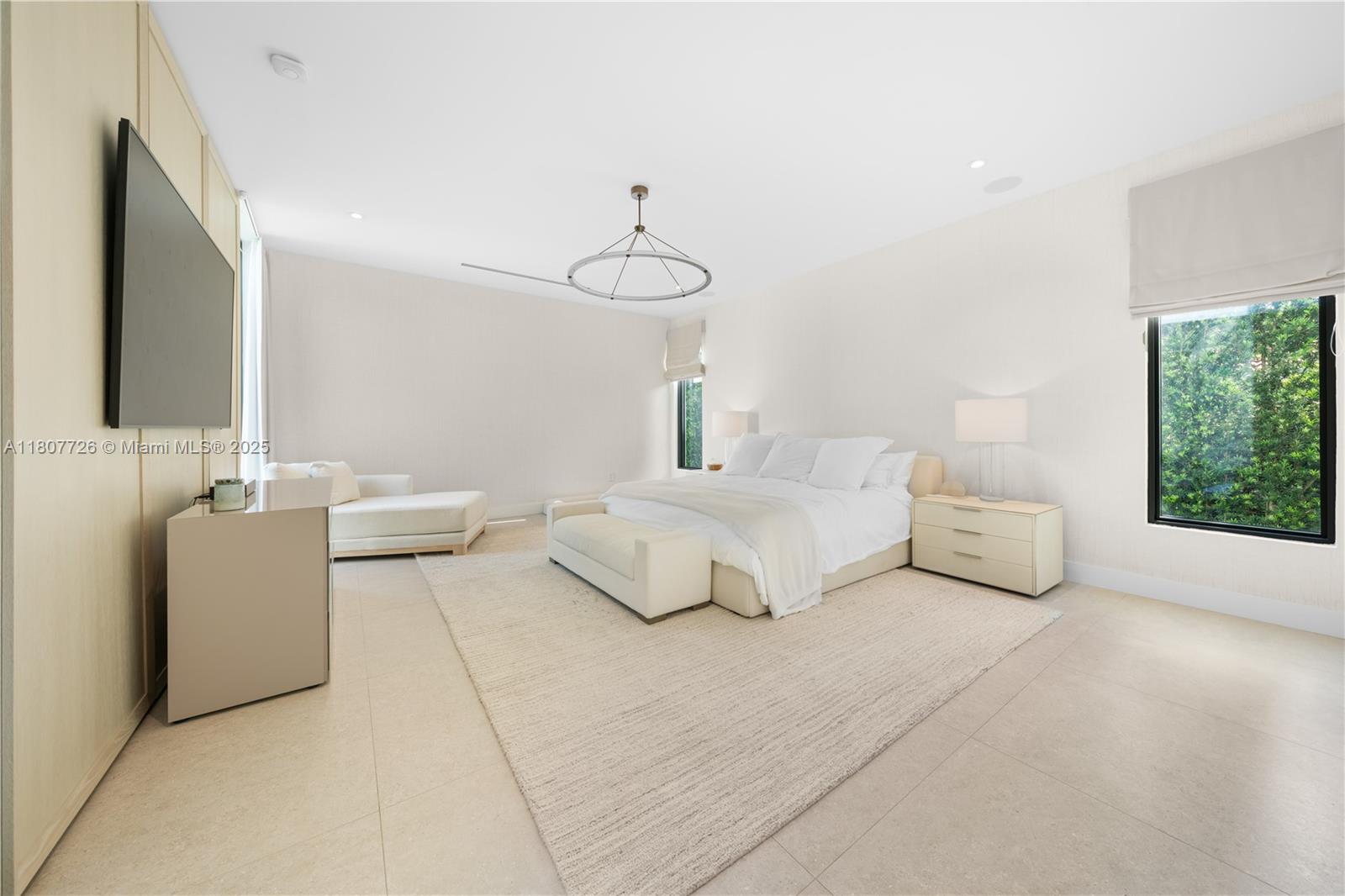 9450 SW 98th St Miami, FL 33176