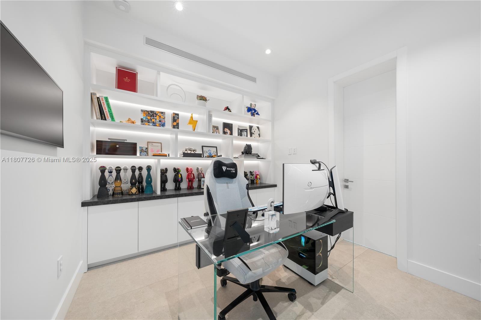 9450 SW 98th St Miami, FL 33176