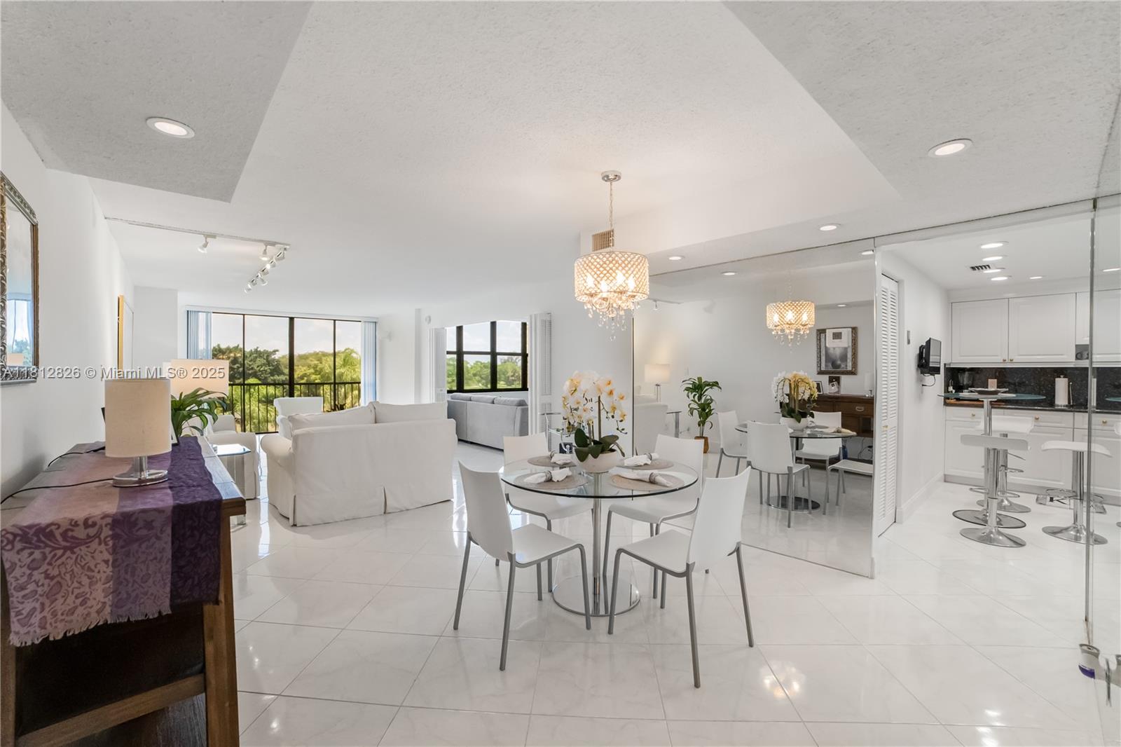 16300 Golf Clb Rd #411 Weston, FL 33326