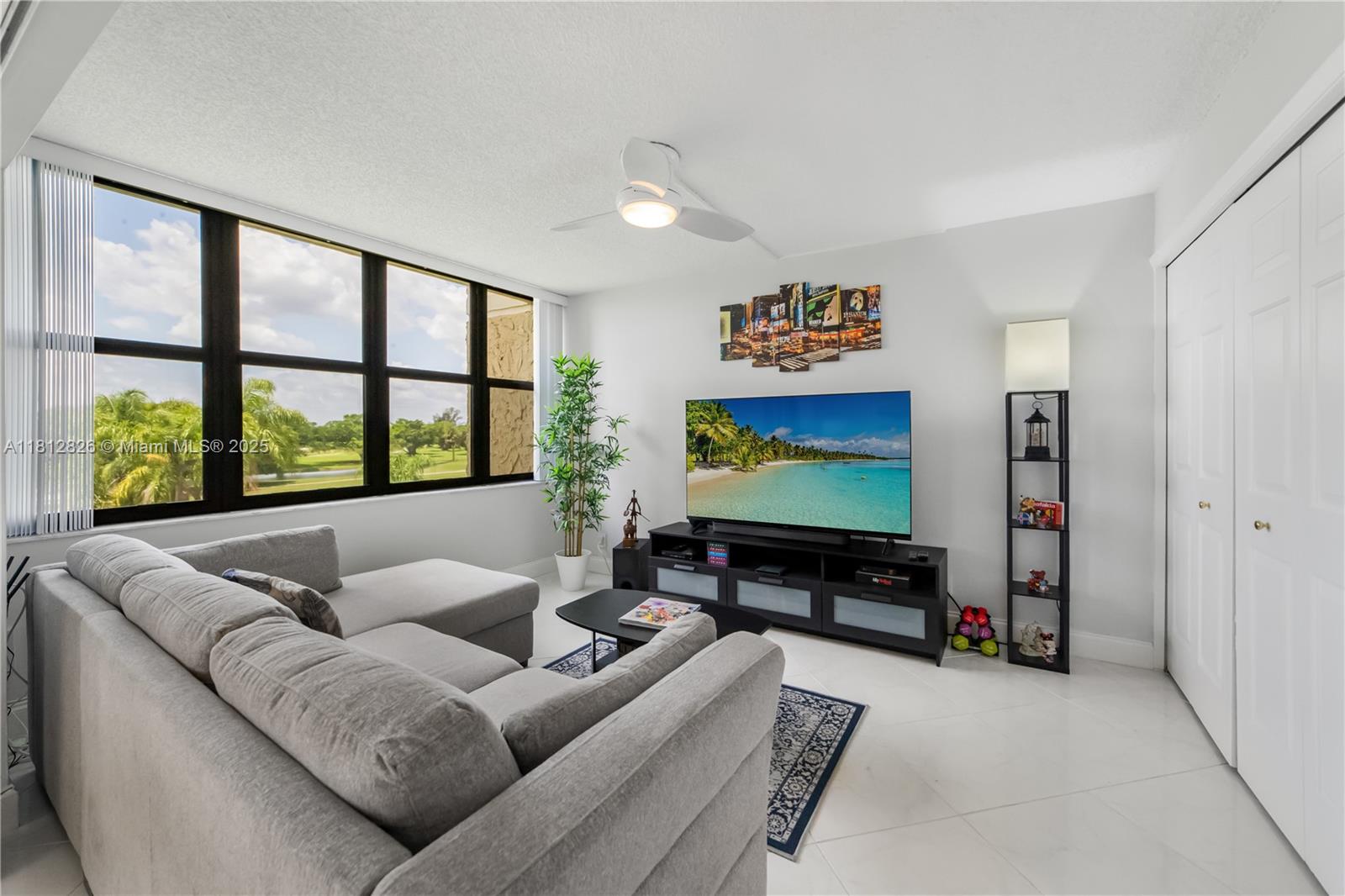 16300 Golf Clb Rd #411 Weston, FL 33326