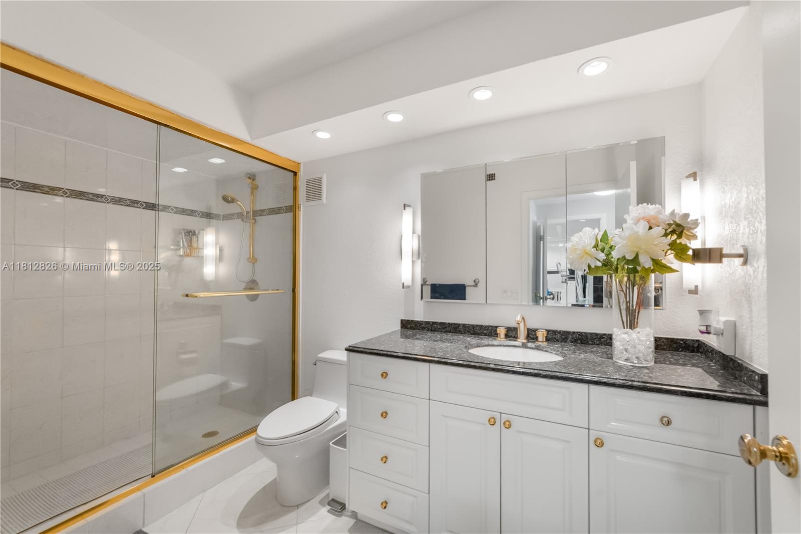 16300 Golf Clb Rd #411 Weston, FL 33326