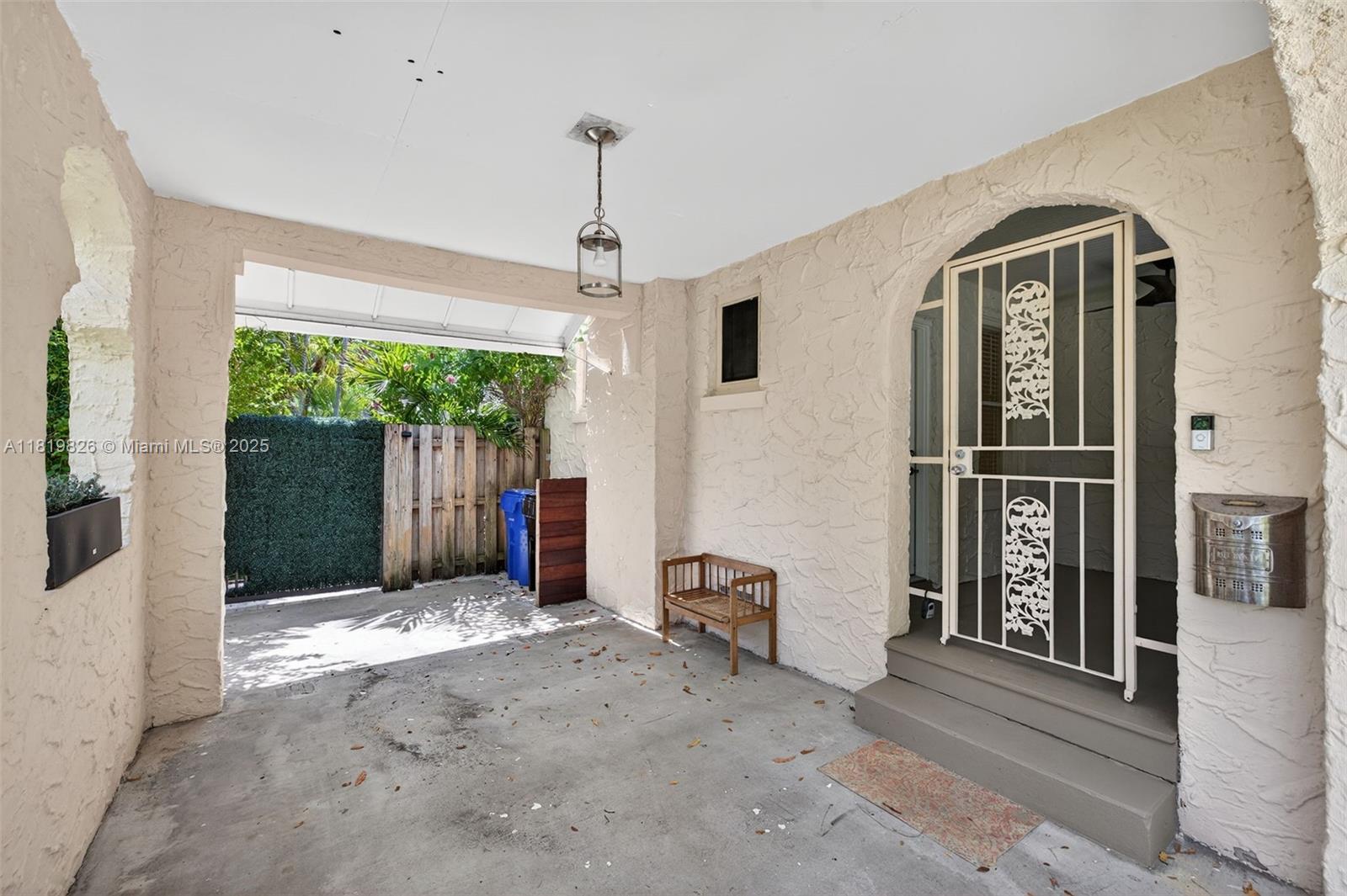 1314 SE 1st Ave Fort Lauderdale, FL 33316 1314 SE 1st Ave Fort Lauderdale, FL 33316