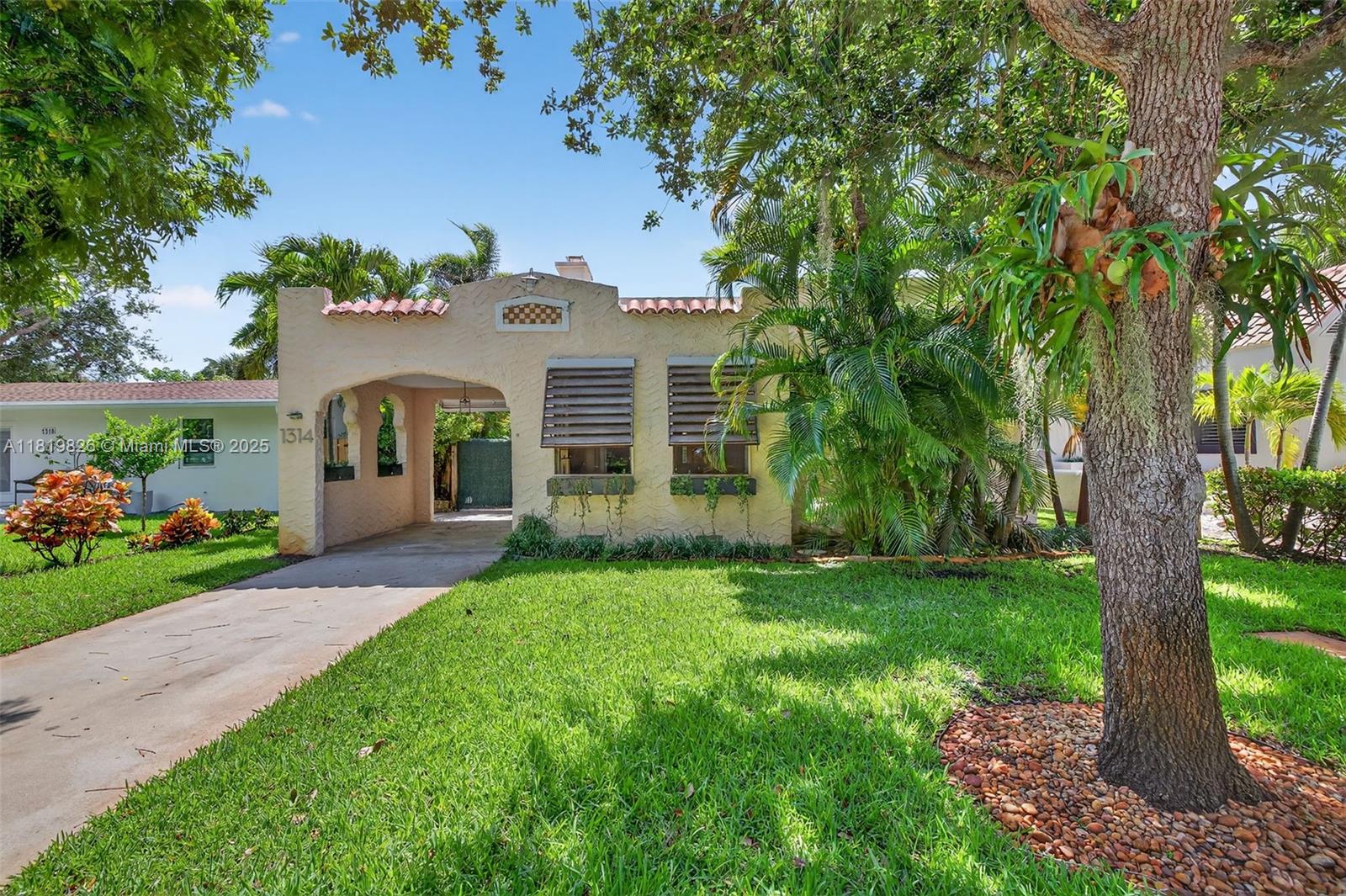 1314 SE 1st Ave Fort Lauderdale, FL 33316 1314 SE 1st Ave Fort Lauderdale, FL 33316