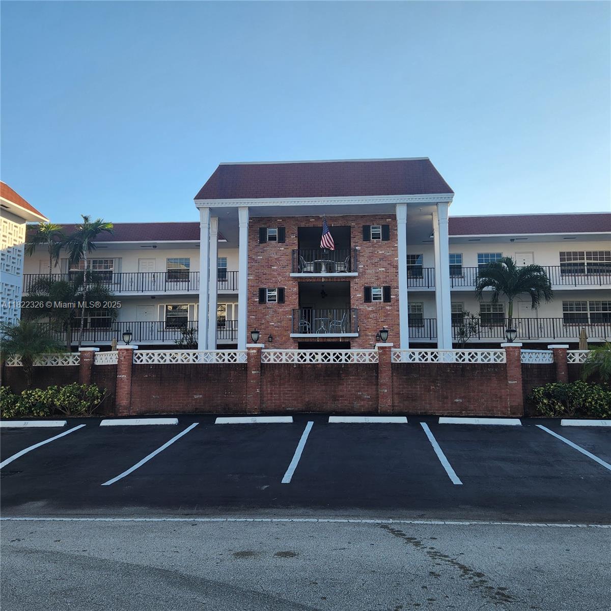 2424 NE 9th St #212 Fort Lauderdale, FL 33304