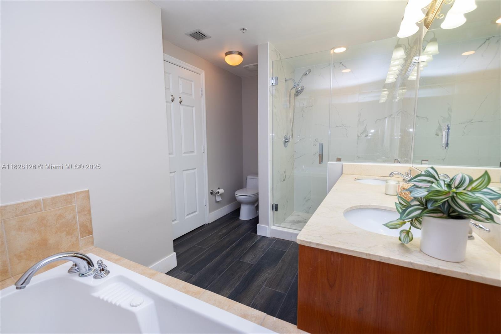 888 S Douglas Rd #PH07 Coral Gables, FL 33134