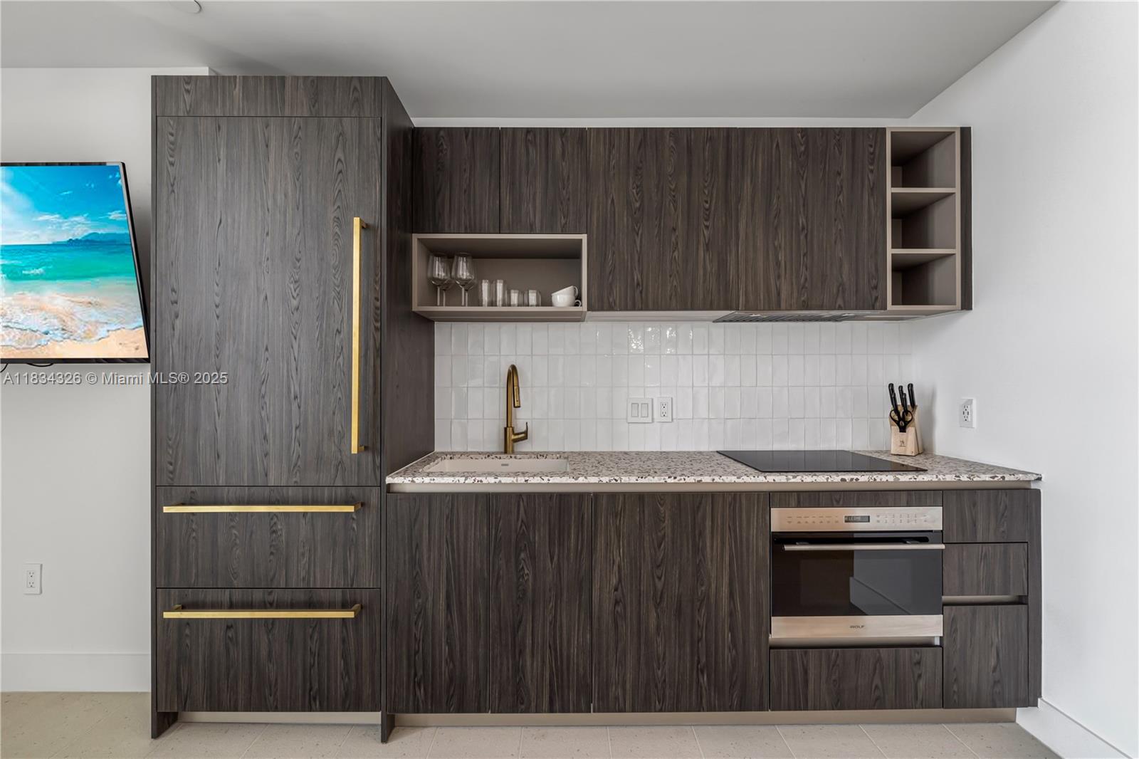 image Gale Residences8