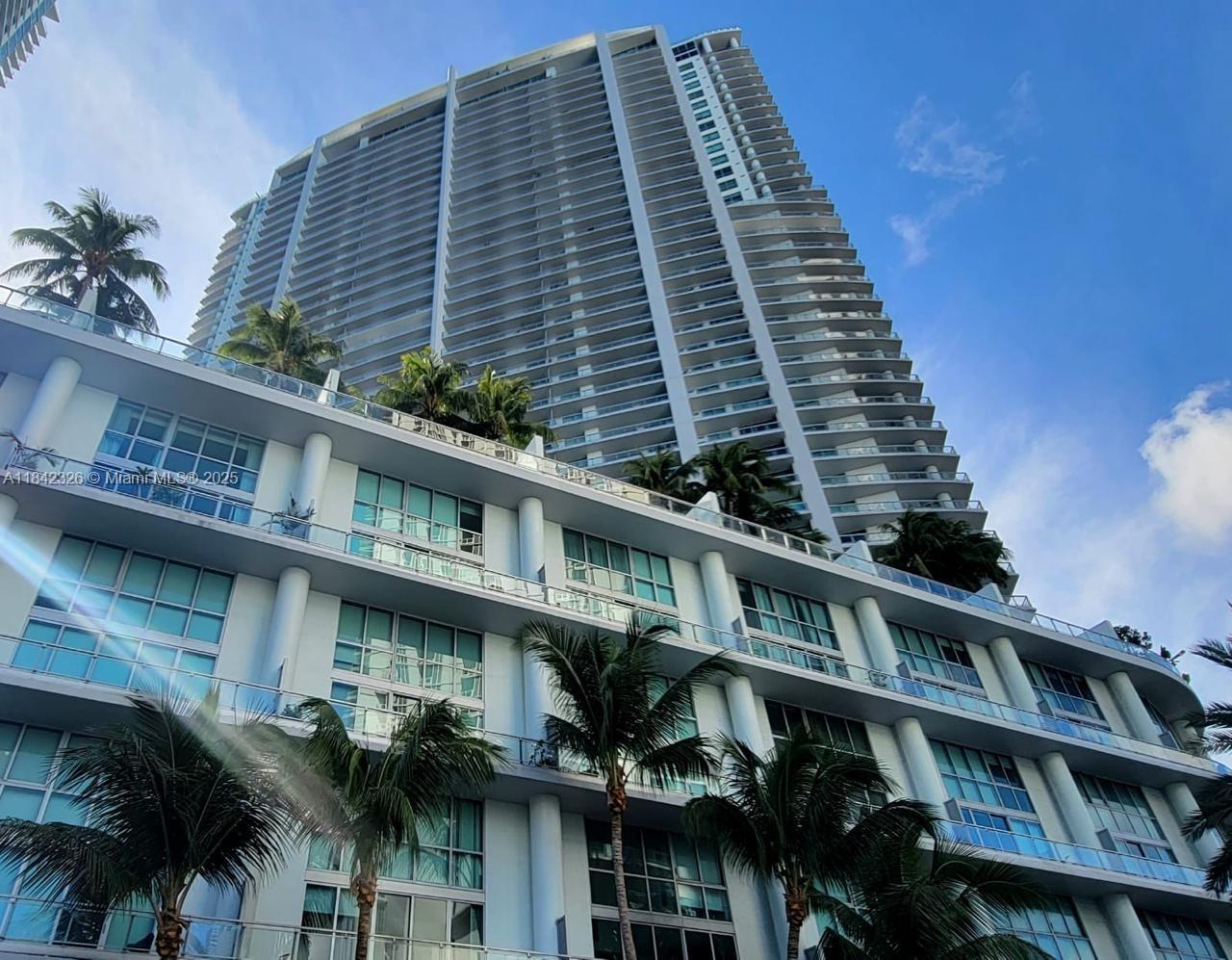 90 SW 3rd St #2012