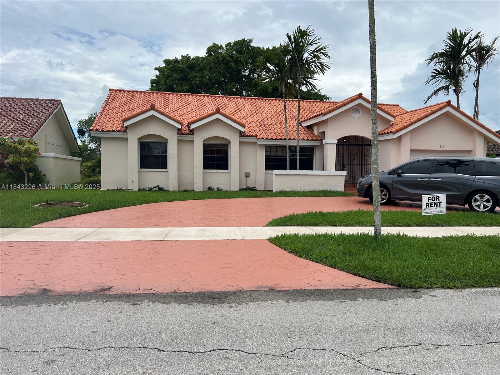 1652 Egret Rd