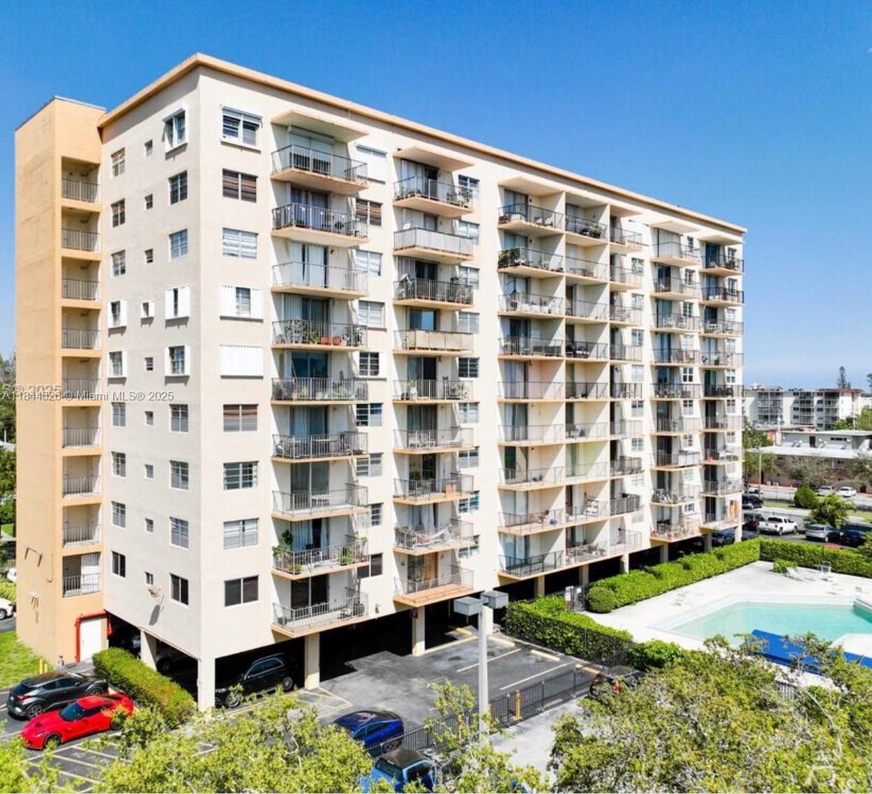 1470 NE 125th Ter #605