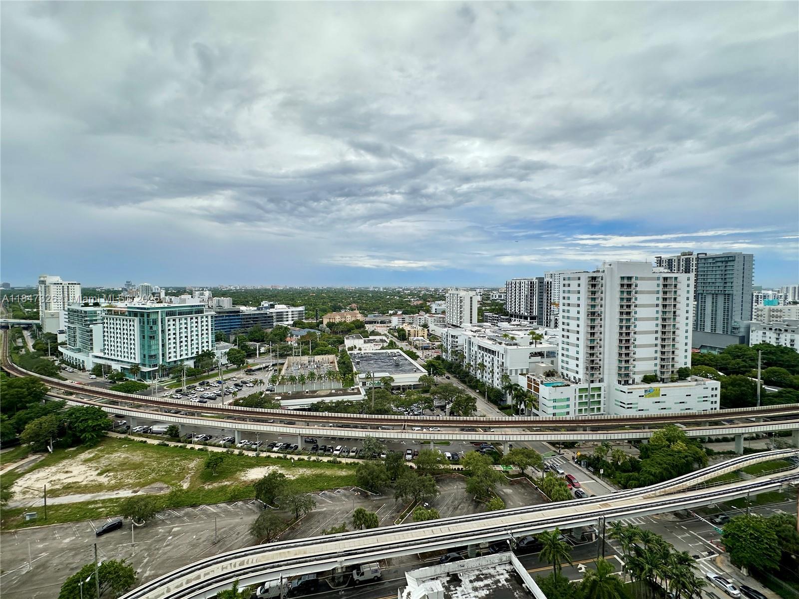 image Infinity At Brickell Cond24