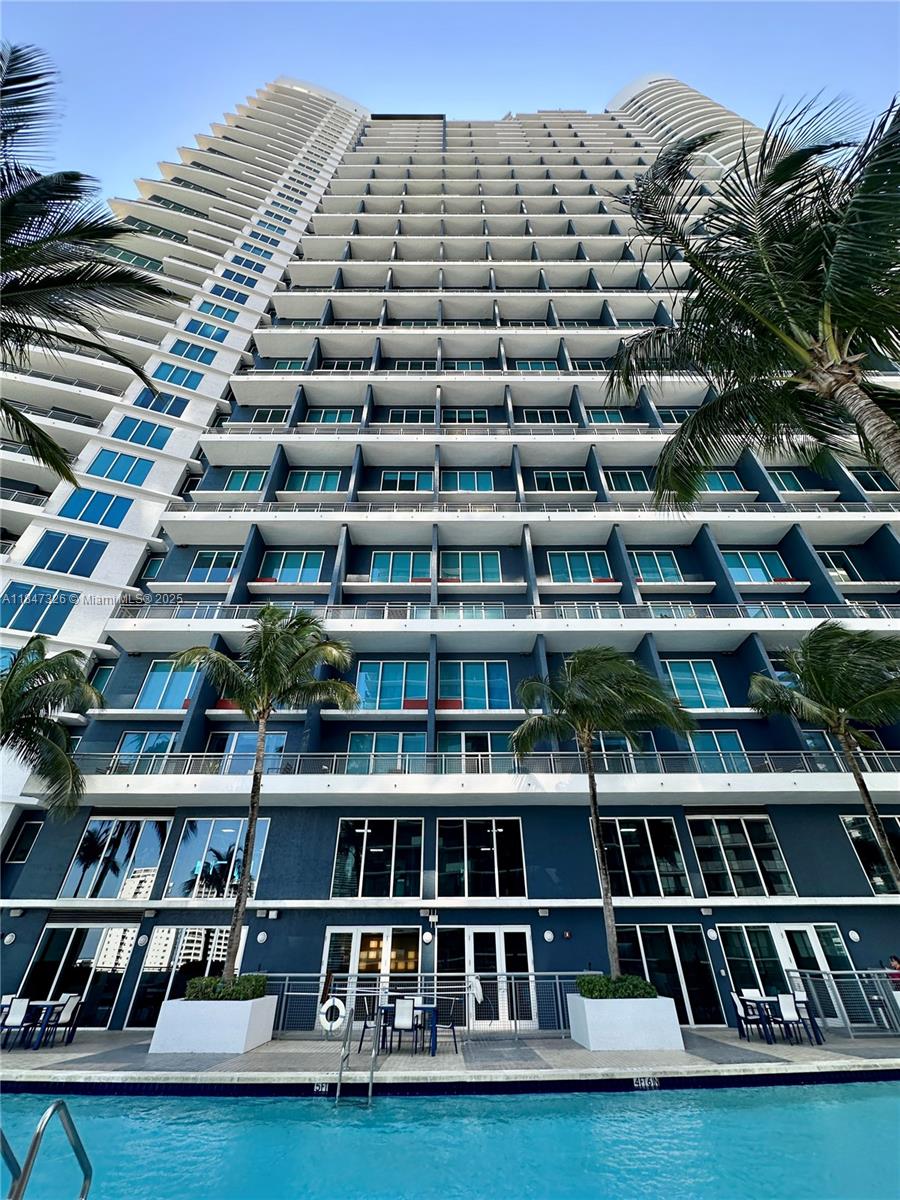 image Infinity At Brickell Cond27