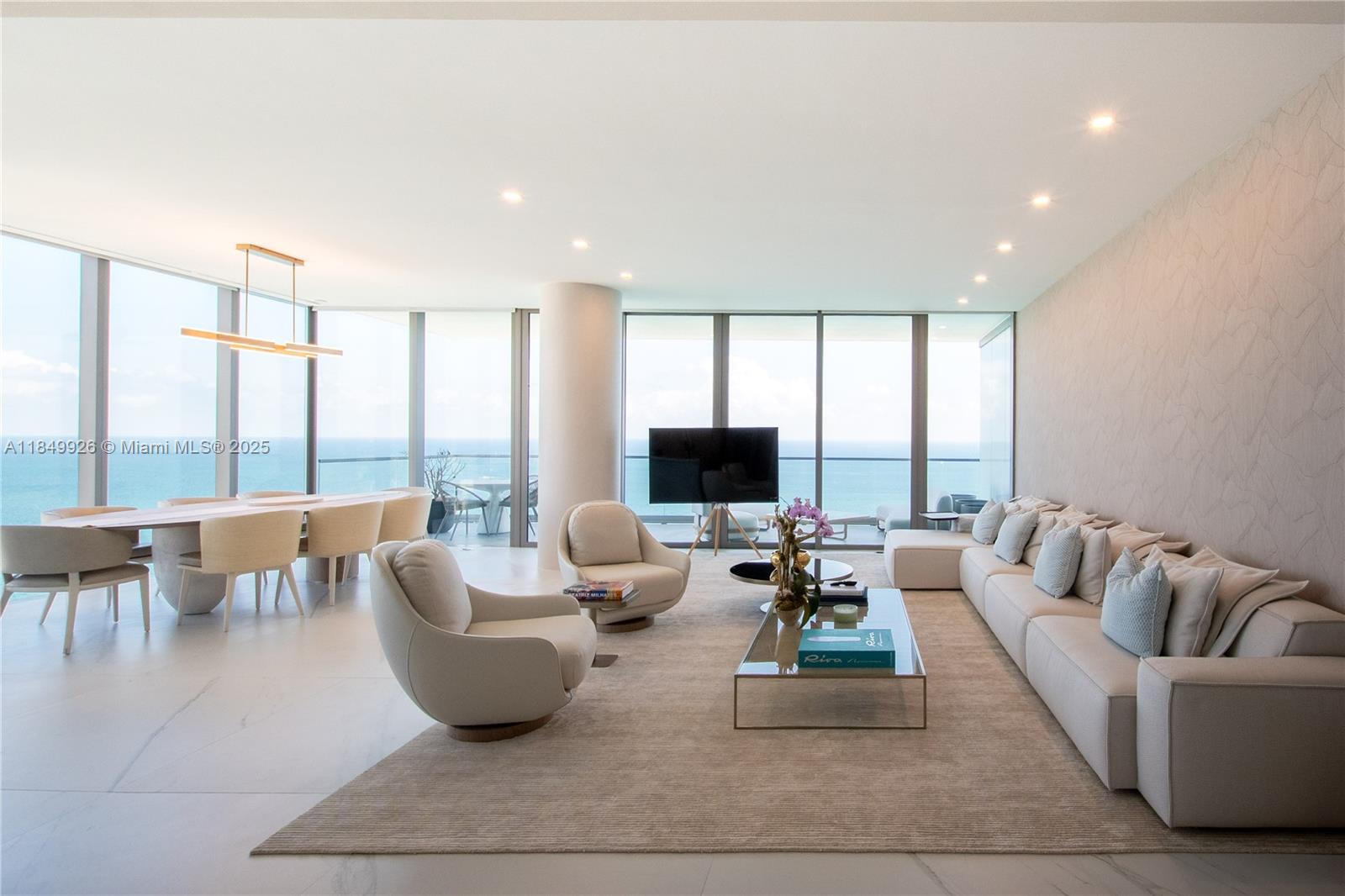2000 S Ocean Dr #28A