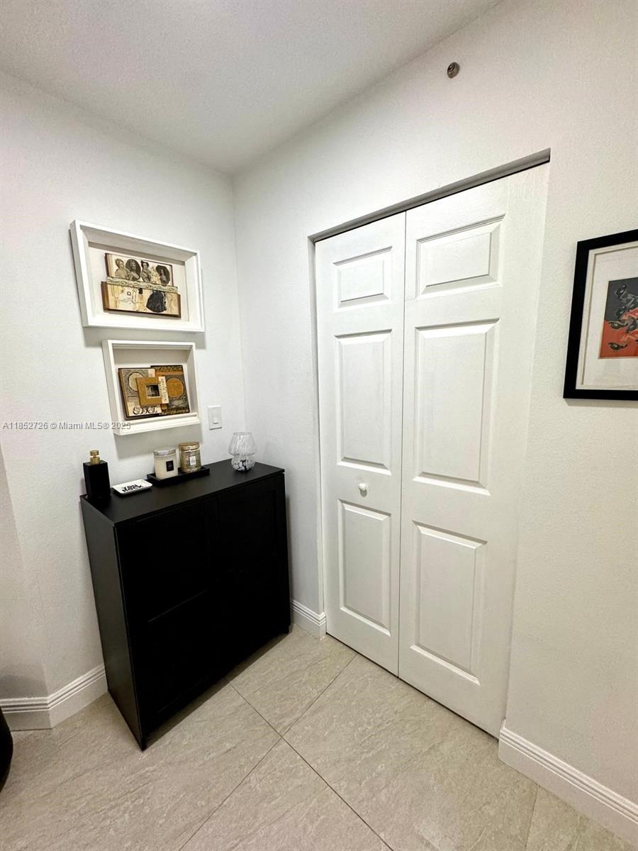 image Alaqua Condo9