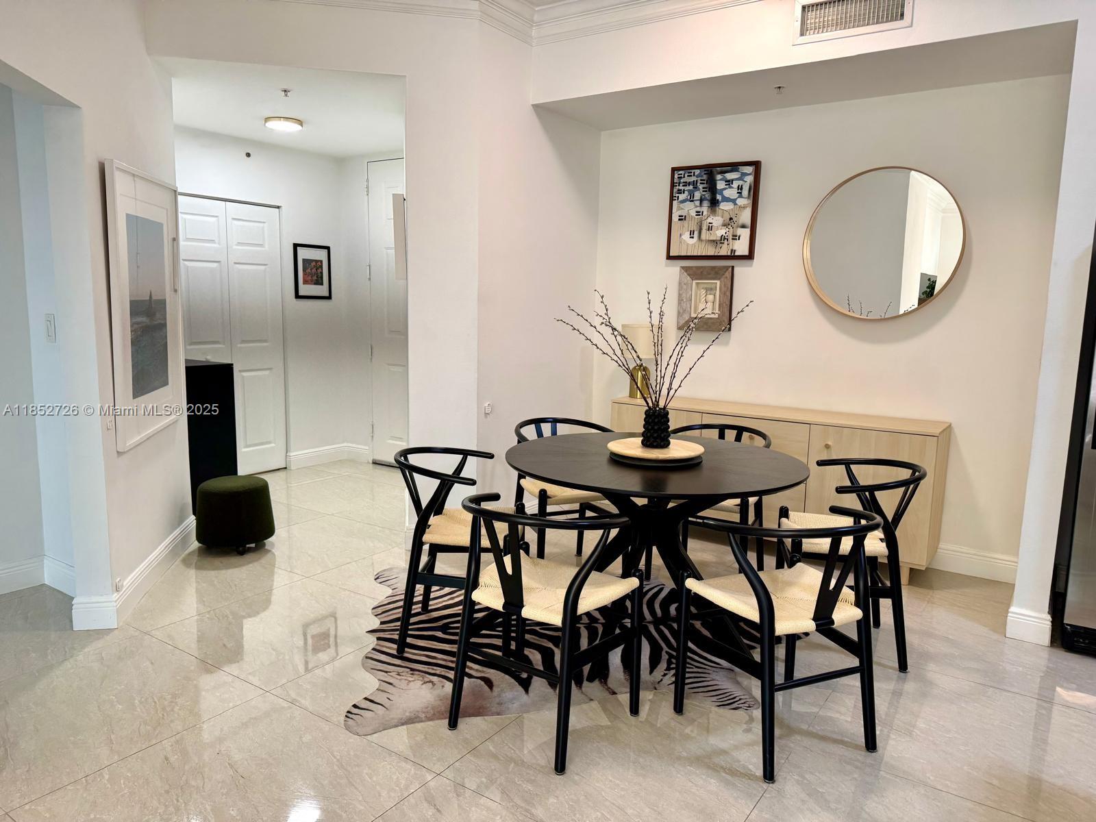 image Alaqua Condo13