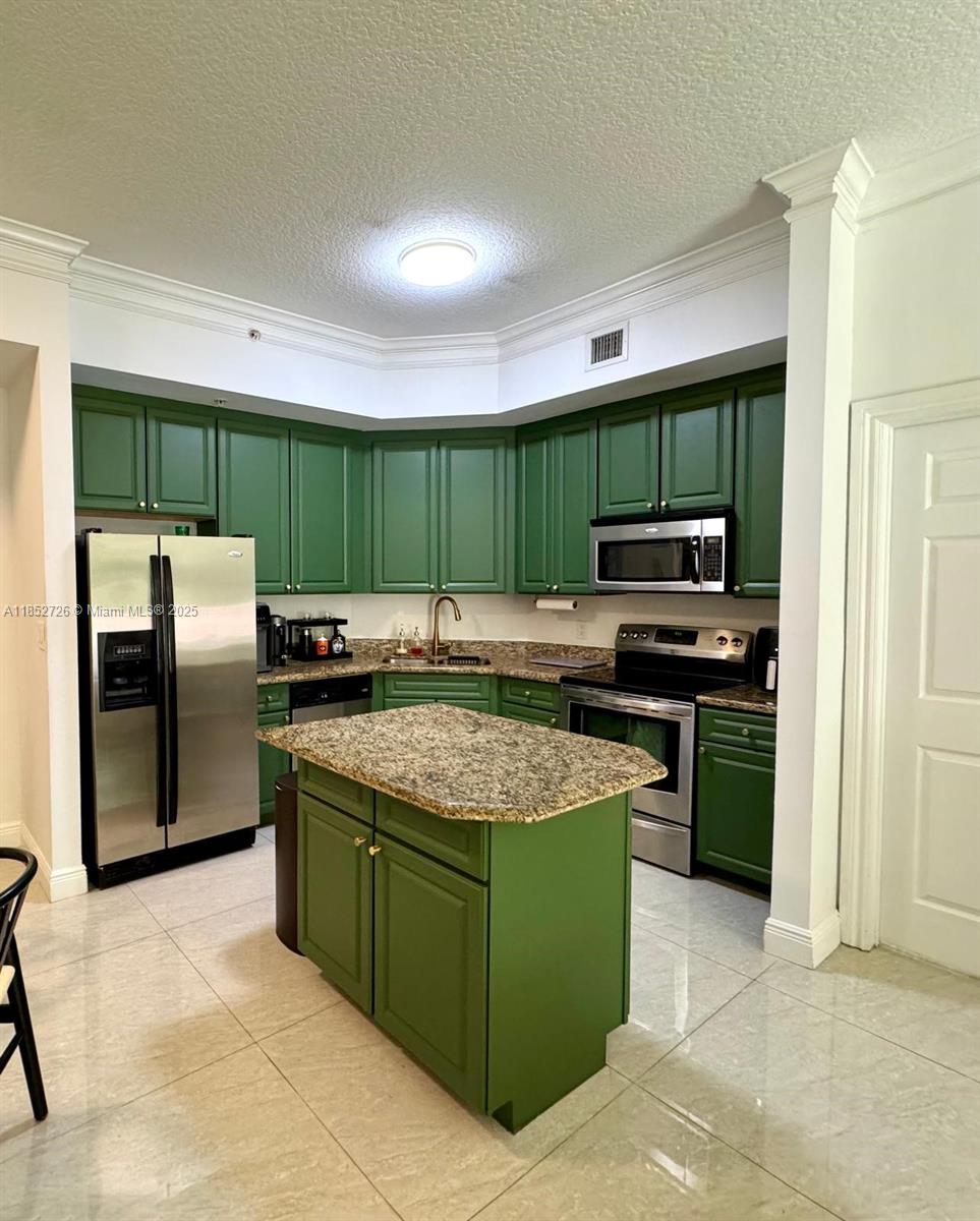 image Alaqua Condo16