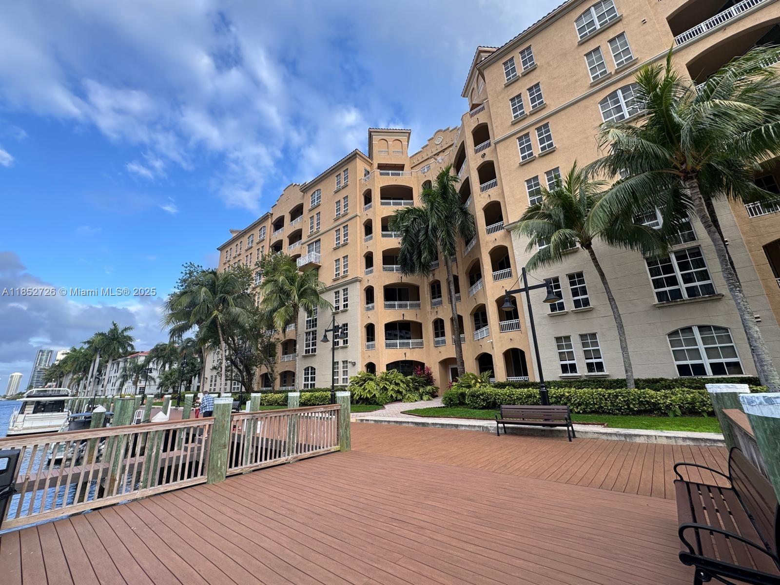 image Alaqua Condo2